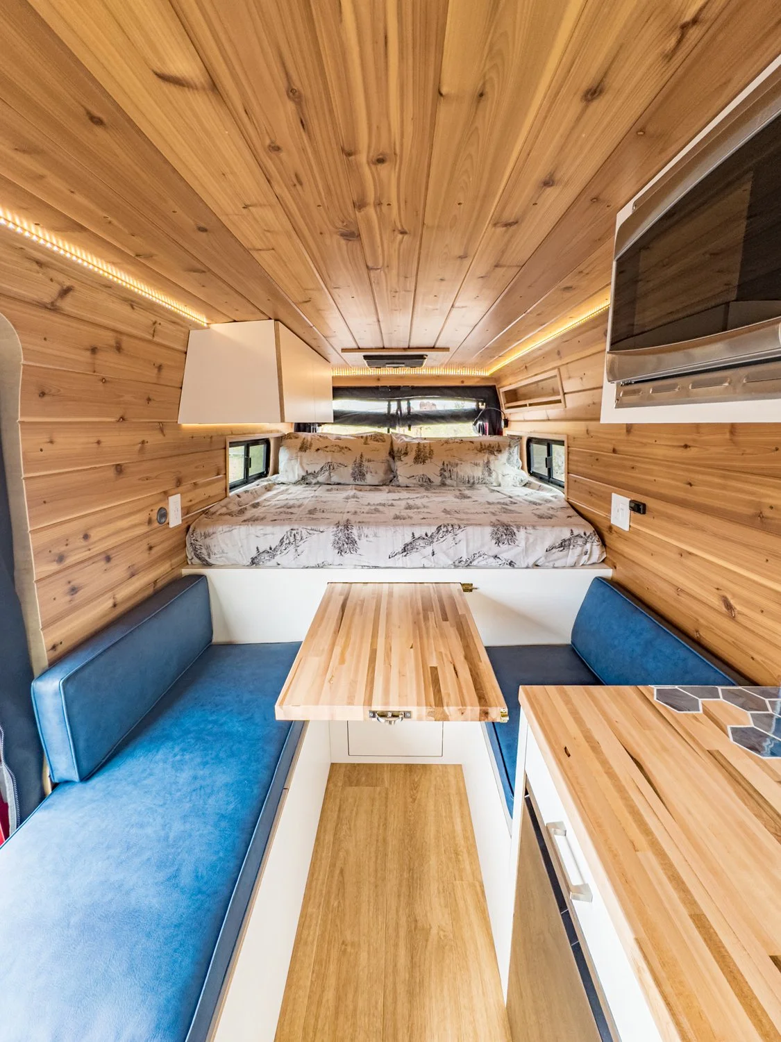 5.1-boho-camper-vans-ram-promaster-extended-cherry-moon.jpg