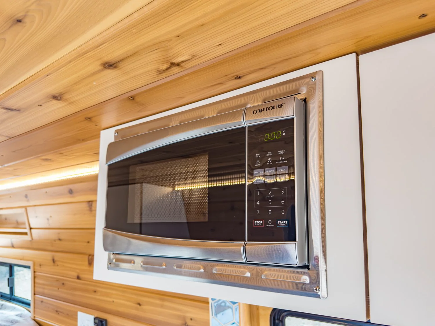 6.9-boho-camper-vans-ram-promaster-extended-cherry-moon.jpg