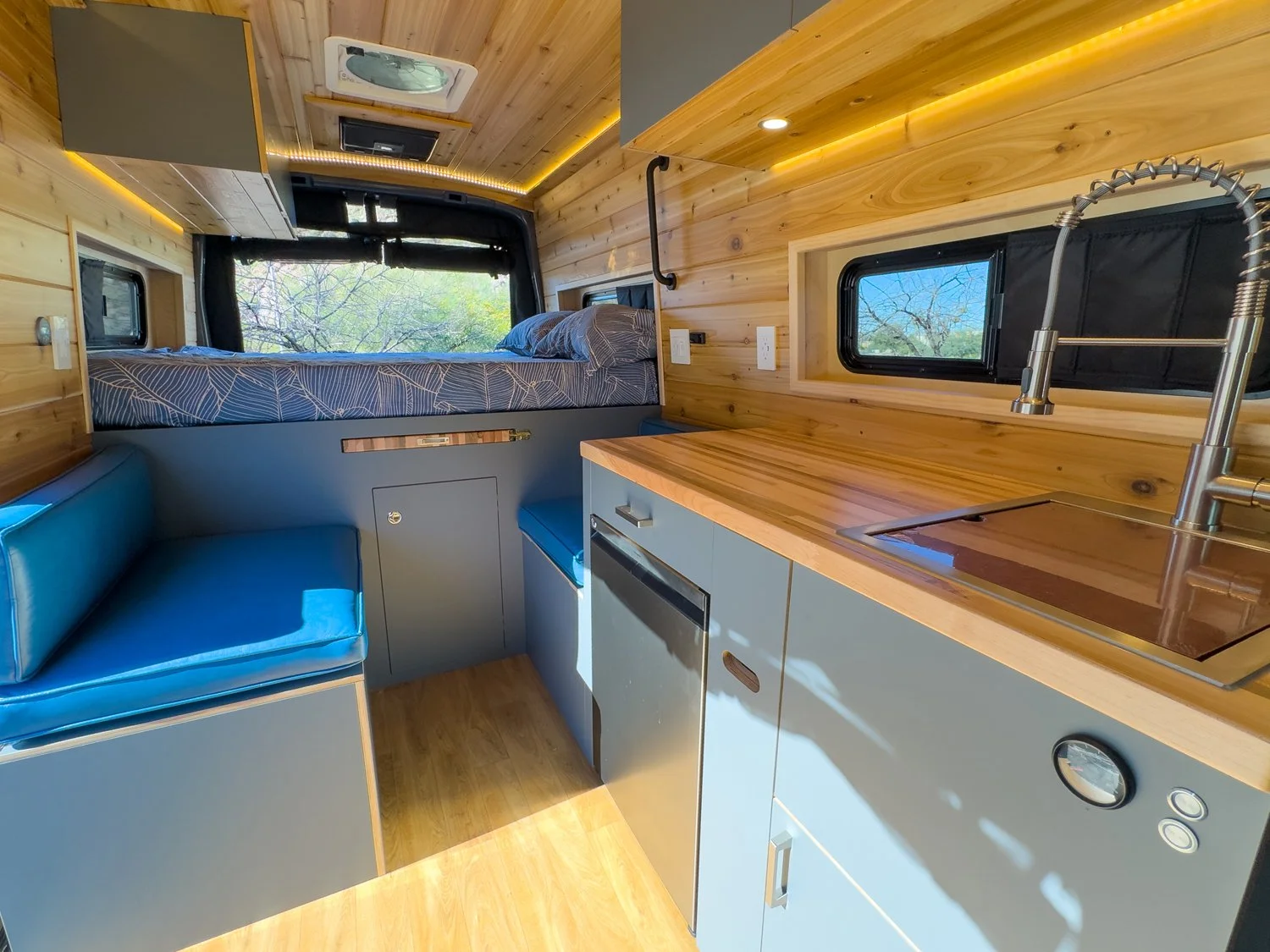 6-boho-camper-vans-ford-transit-148-towanda.jpg
