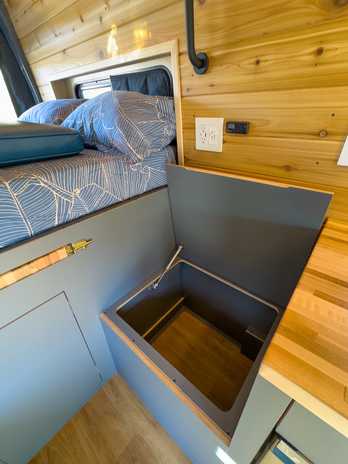 152-boho-camper-vans-ford-transit-148-towanda.jpg