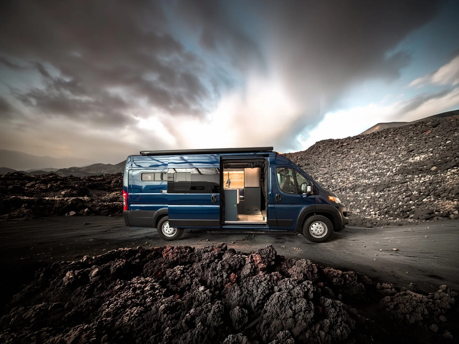 1-boho-camper-vans-ram-promaster-ext-spitfire.jpg