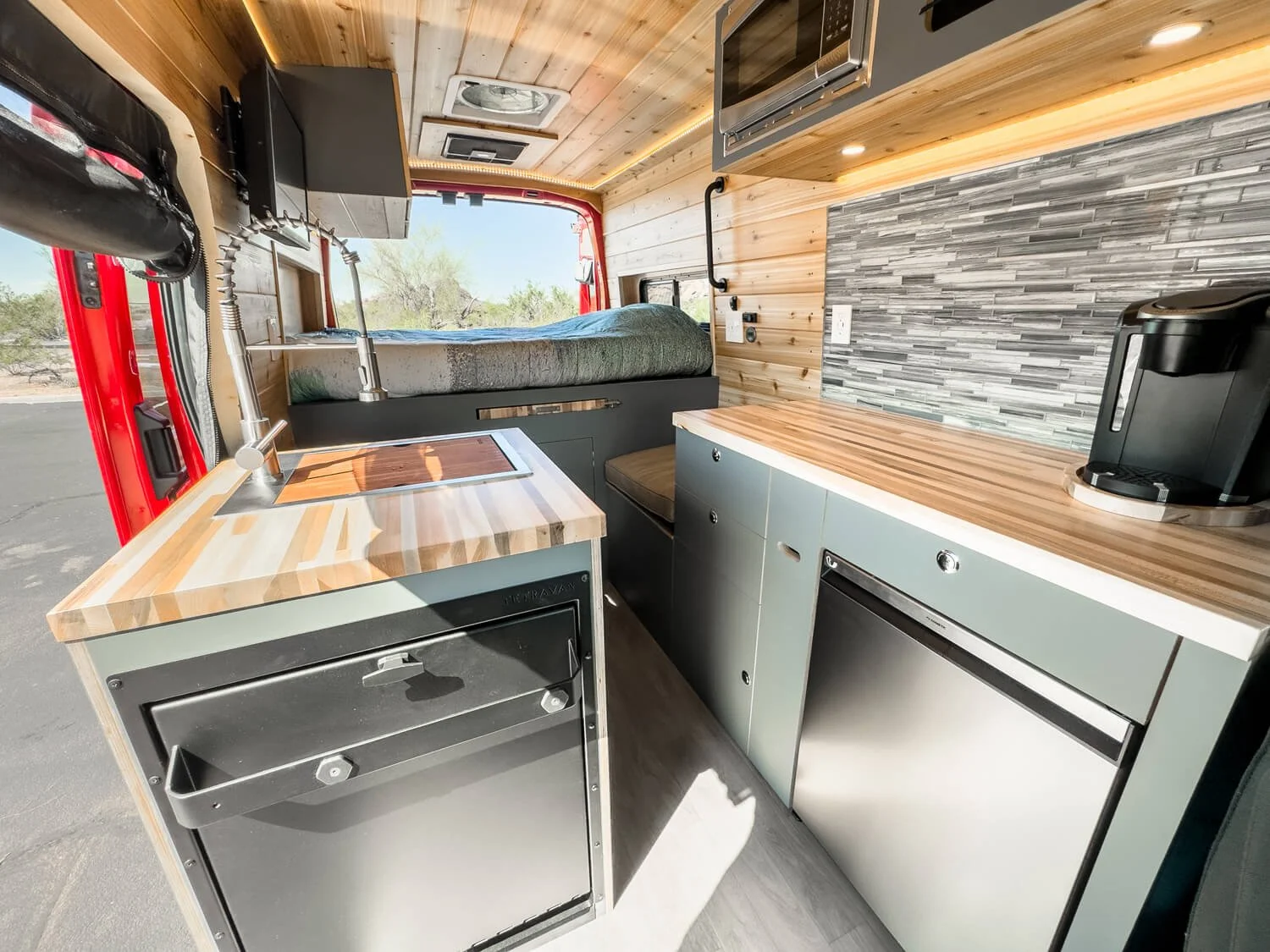 boho-camper-vans-web-hero-desis-place.jpg