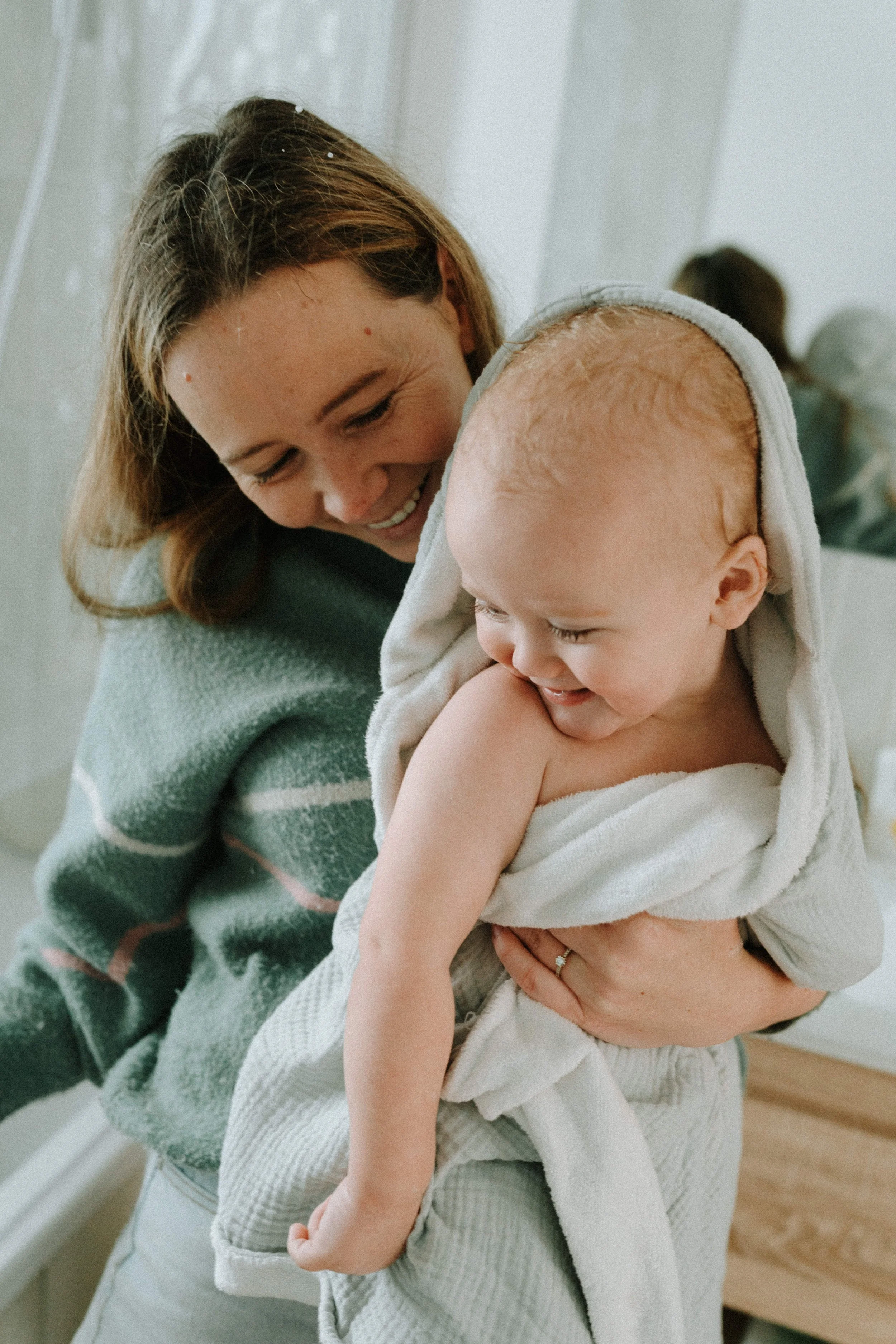 Shannon & Felix at home 73.jpg