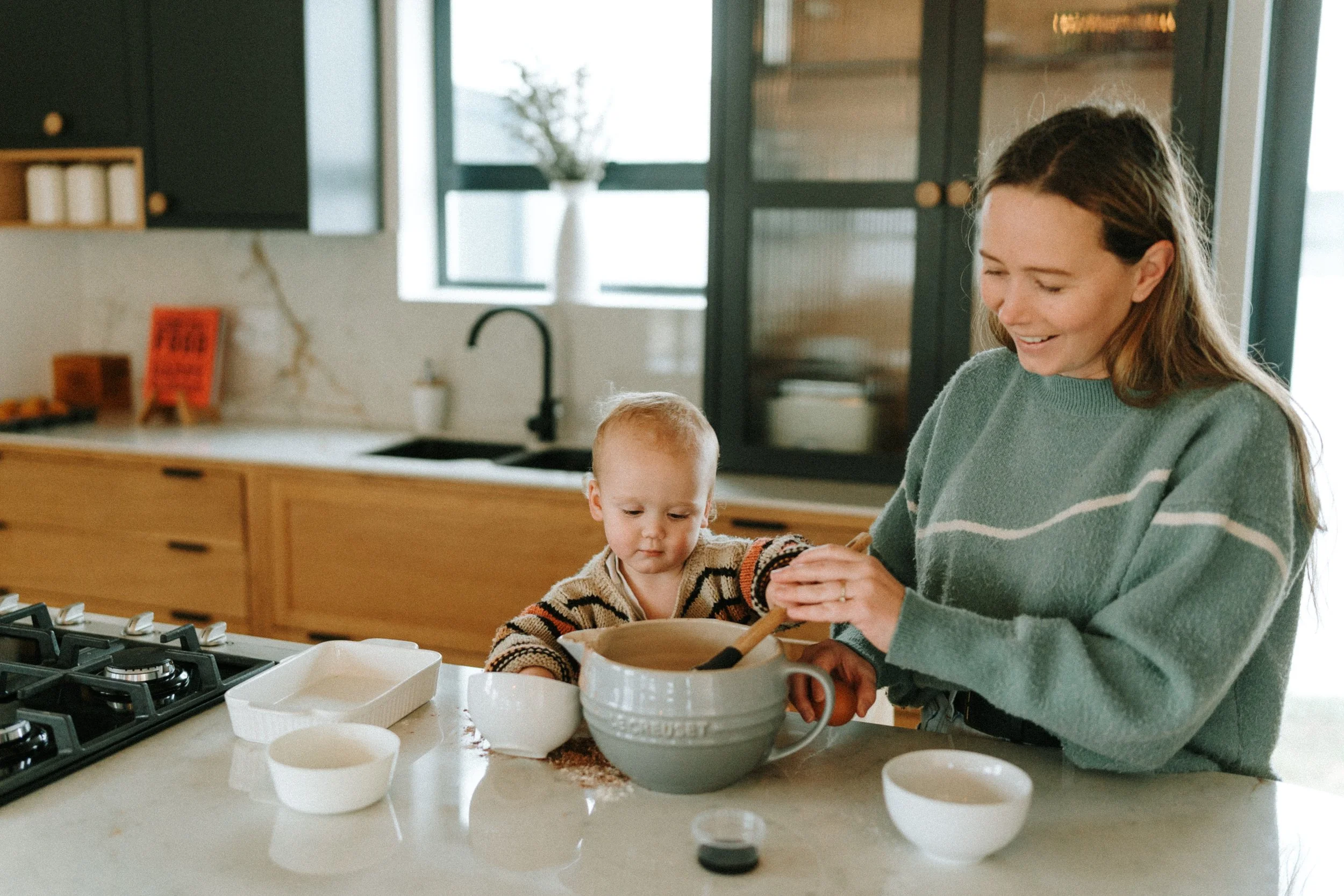 Shannon & Felix at home 37.jpg