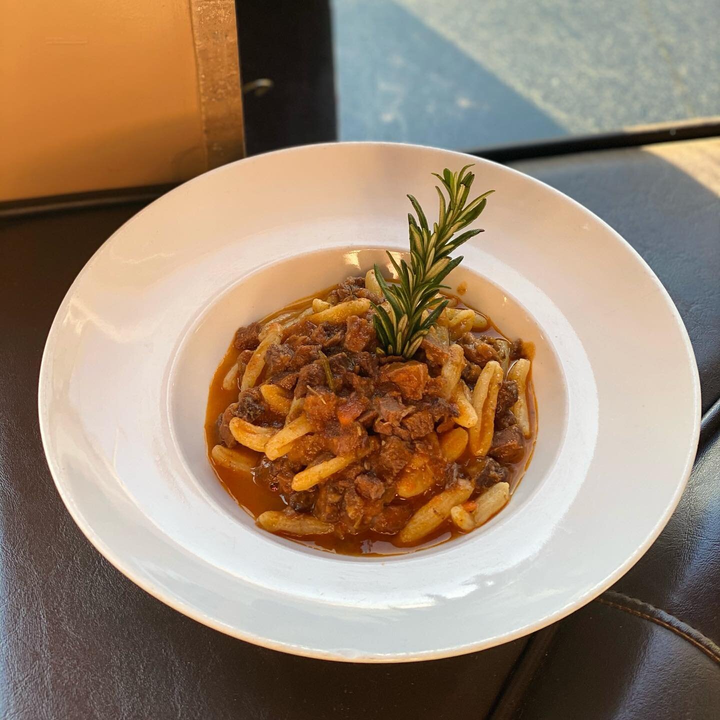 Our cavatelli pasta with boar rag&ugrave; is available on our specials this evening. Place you order for takeout or make a reservation to join us for outdoor dining. 

#piccolatrattoria #italianfood #homemade #cavatelli #pasta #boar #rag&ugrave; #tgi