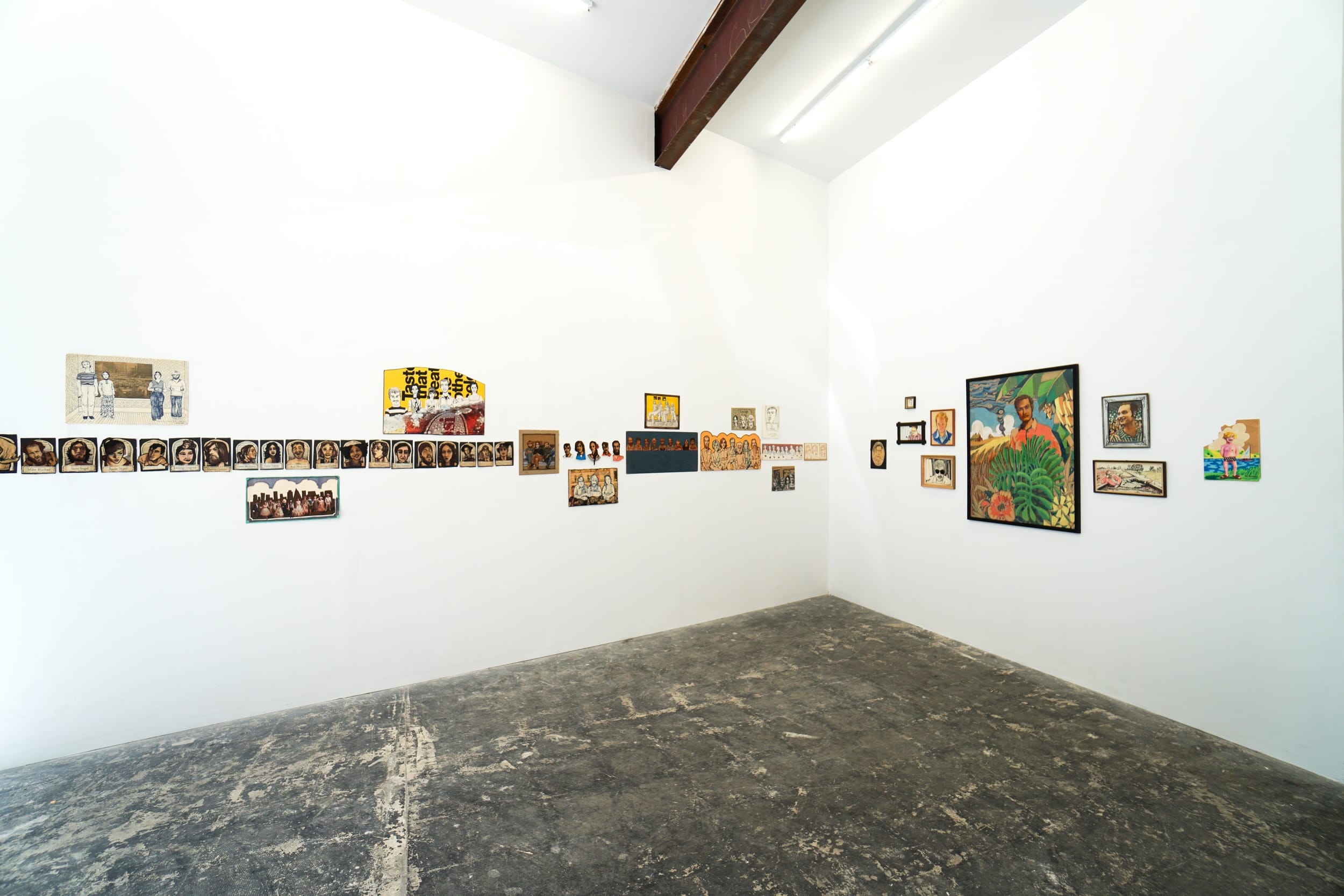  Installation view 