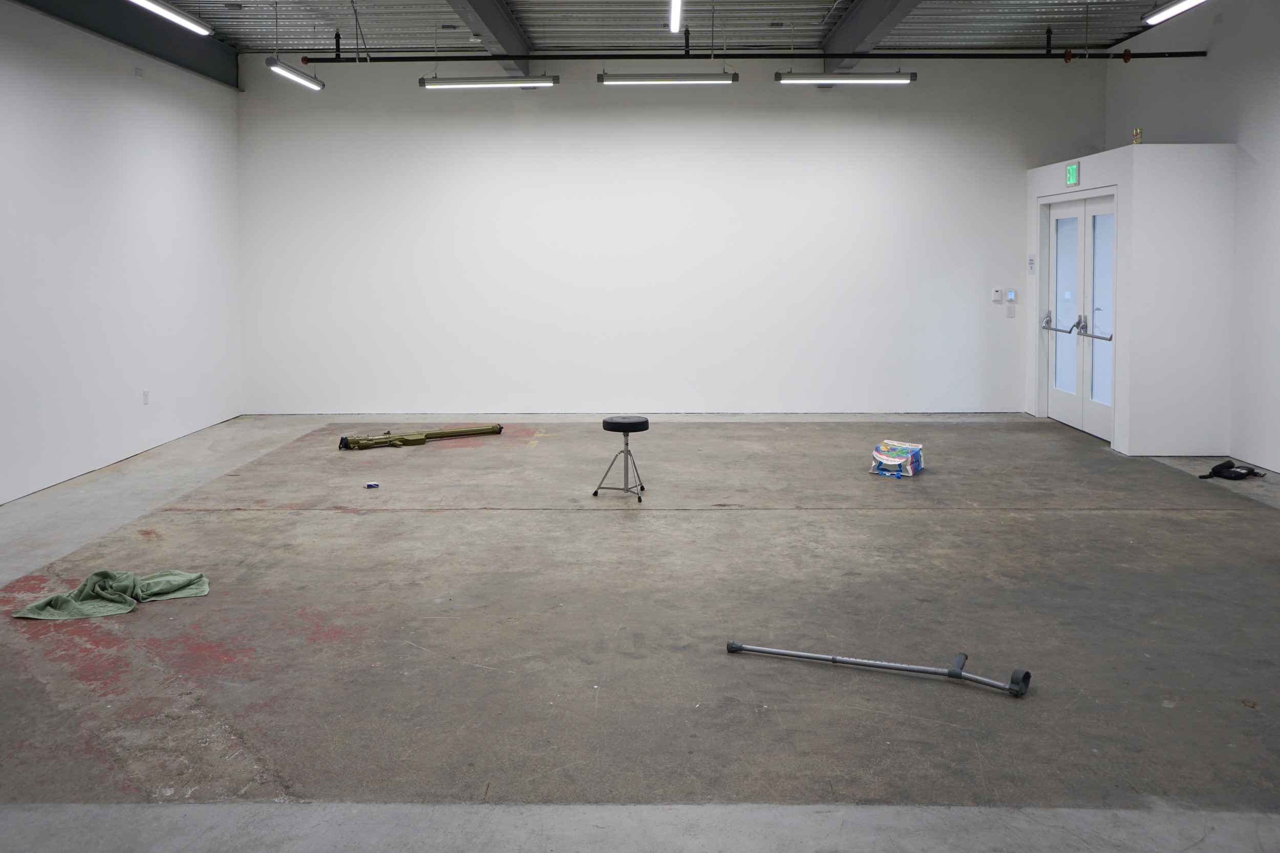  Installation view 