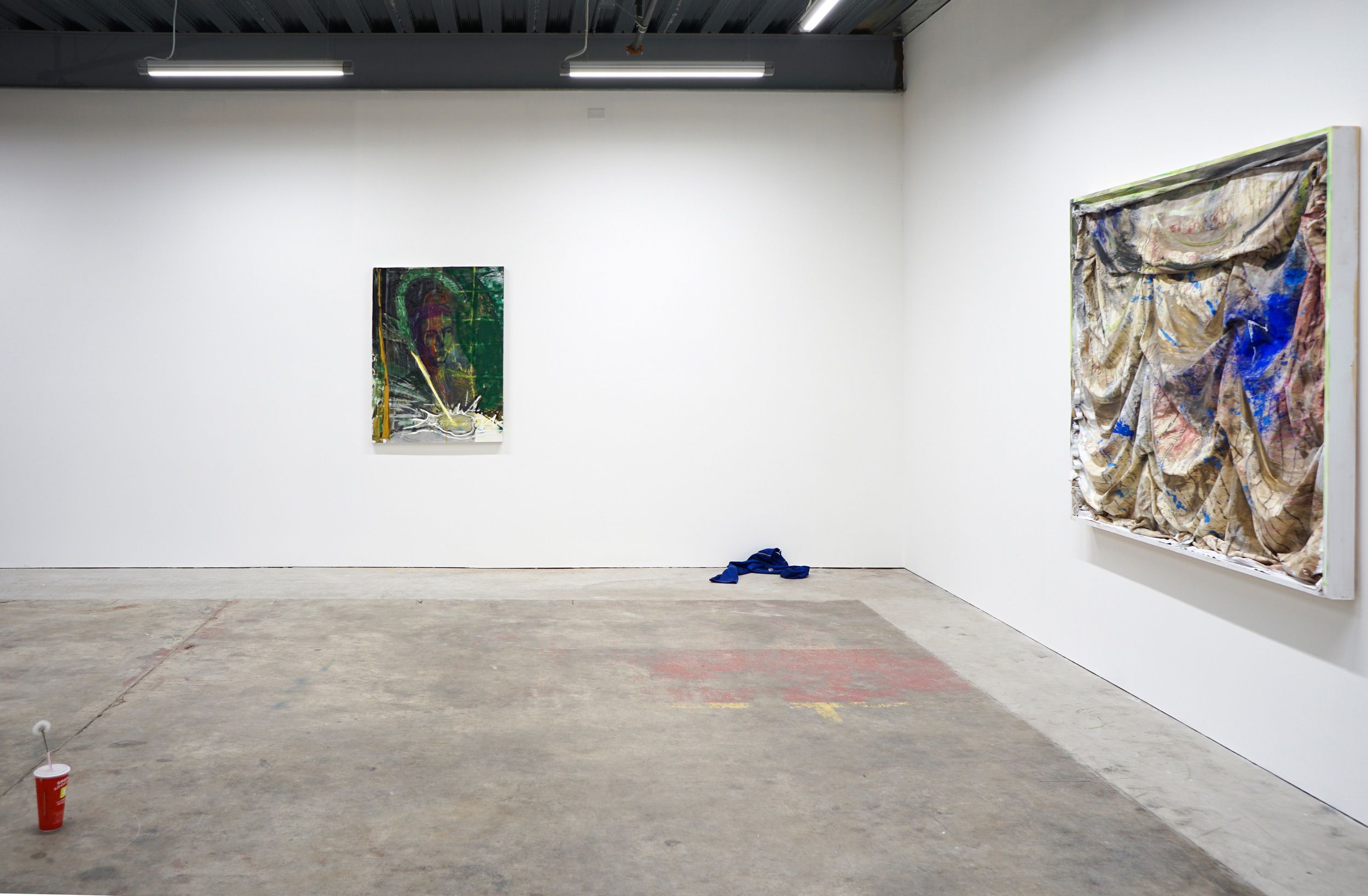  Installation view 