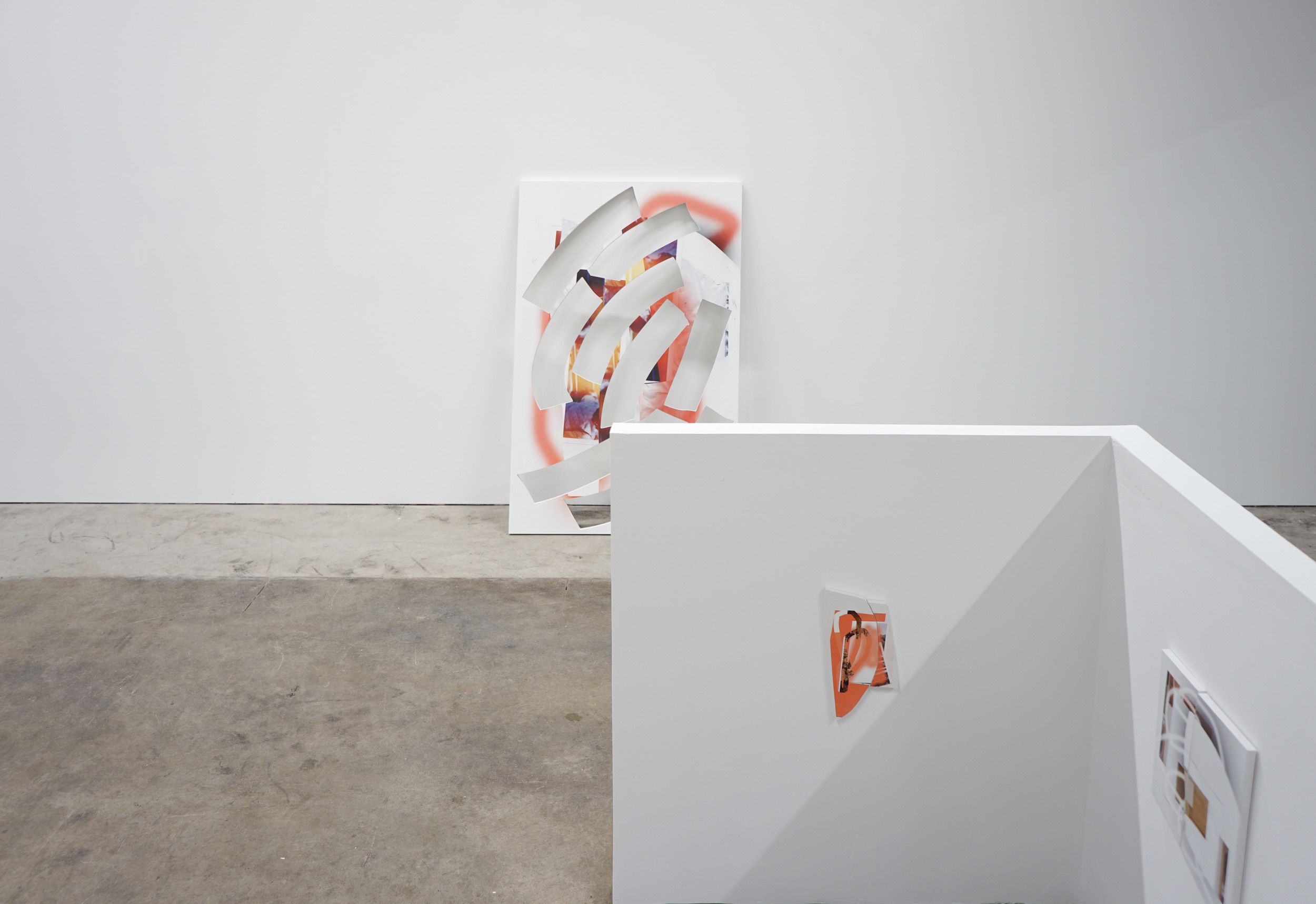  Installation view 