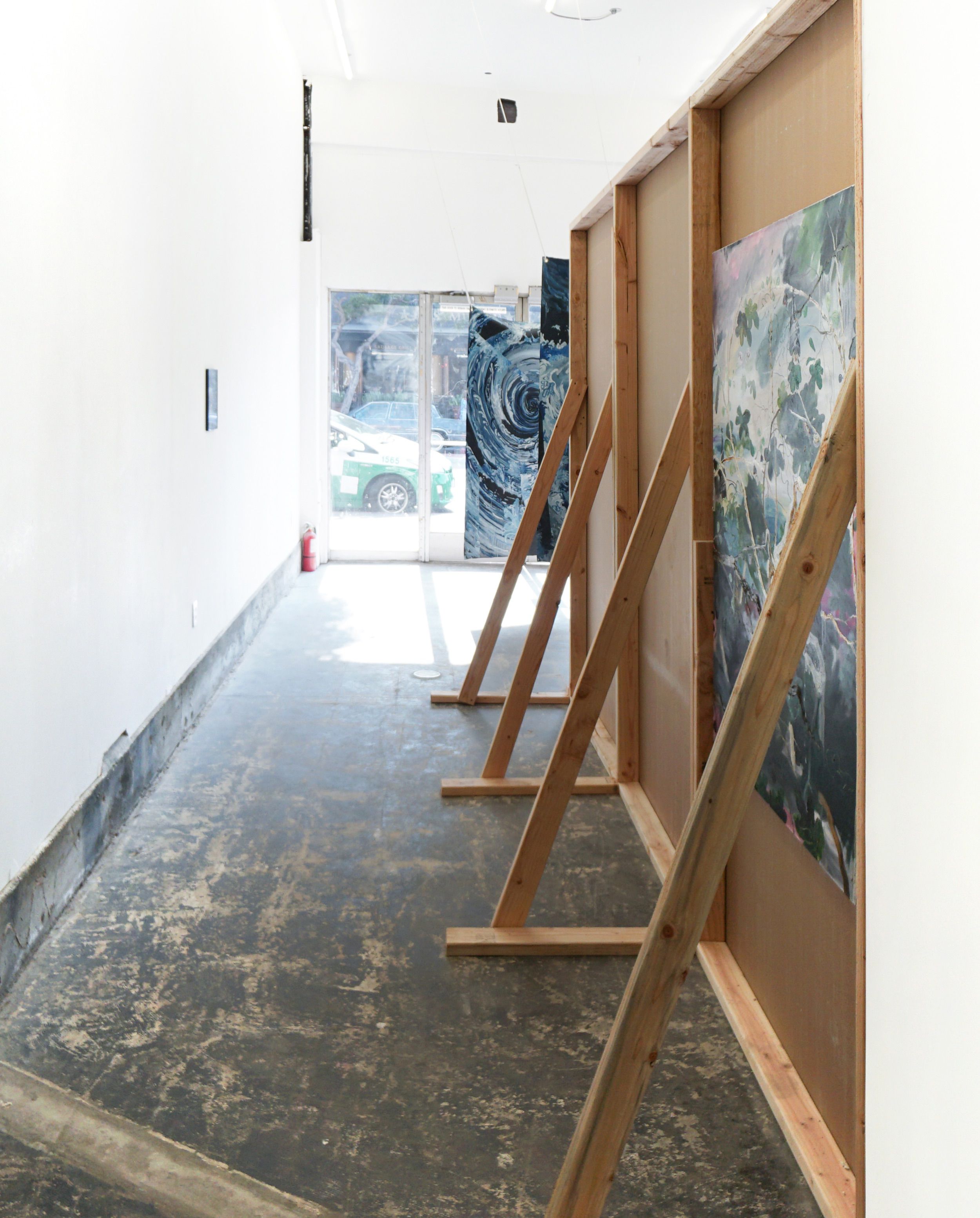  Installation view 