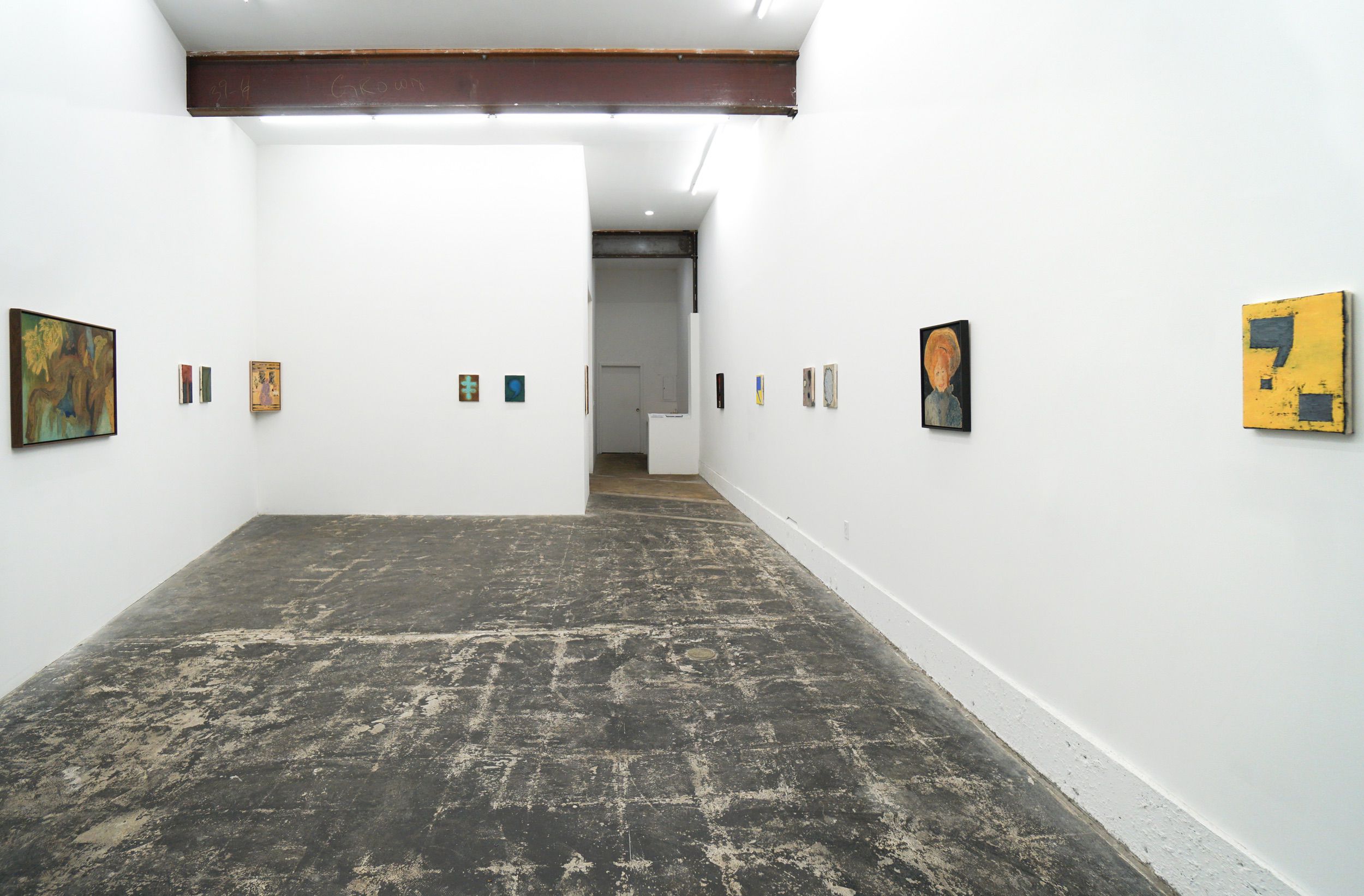  Installation view 