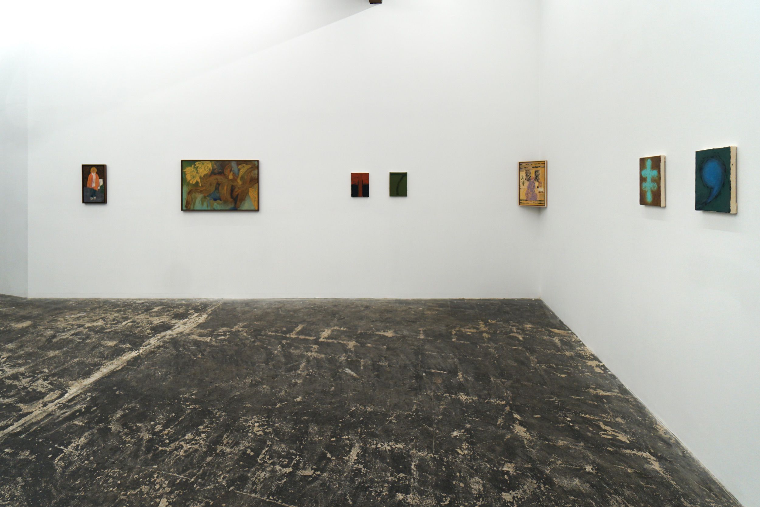  Installation view 