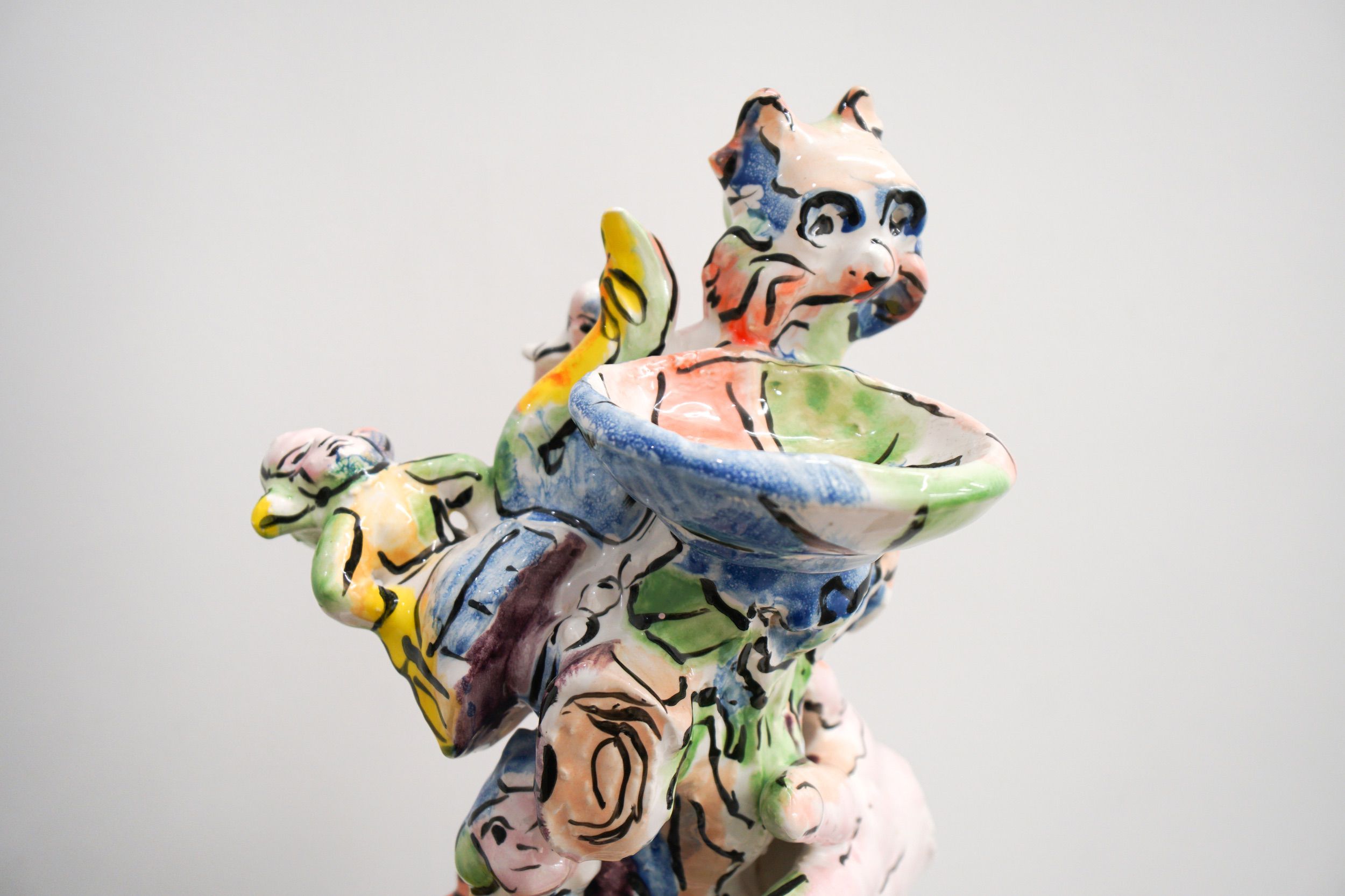  Viola Frey  Untitled (Bricolage with Hand, Cat and Other Small Figurines) , 1995 (detail) Ceramic and glazes 15.5 x 10 x 7.75 inches Courtesy of Artists’ Legacy Foundation 