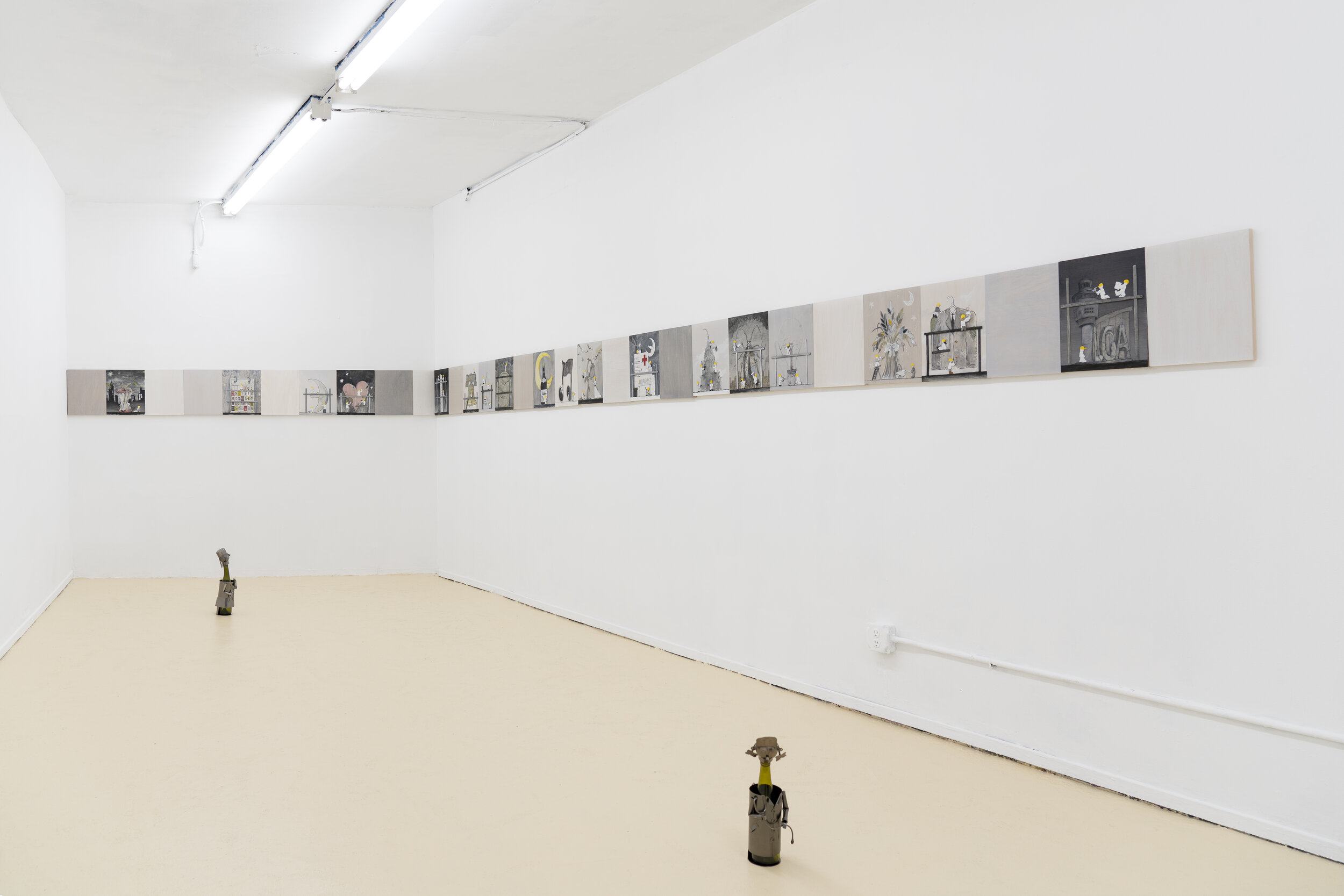  Installation view 