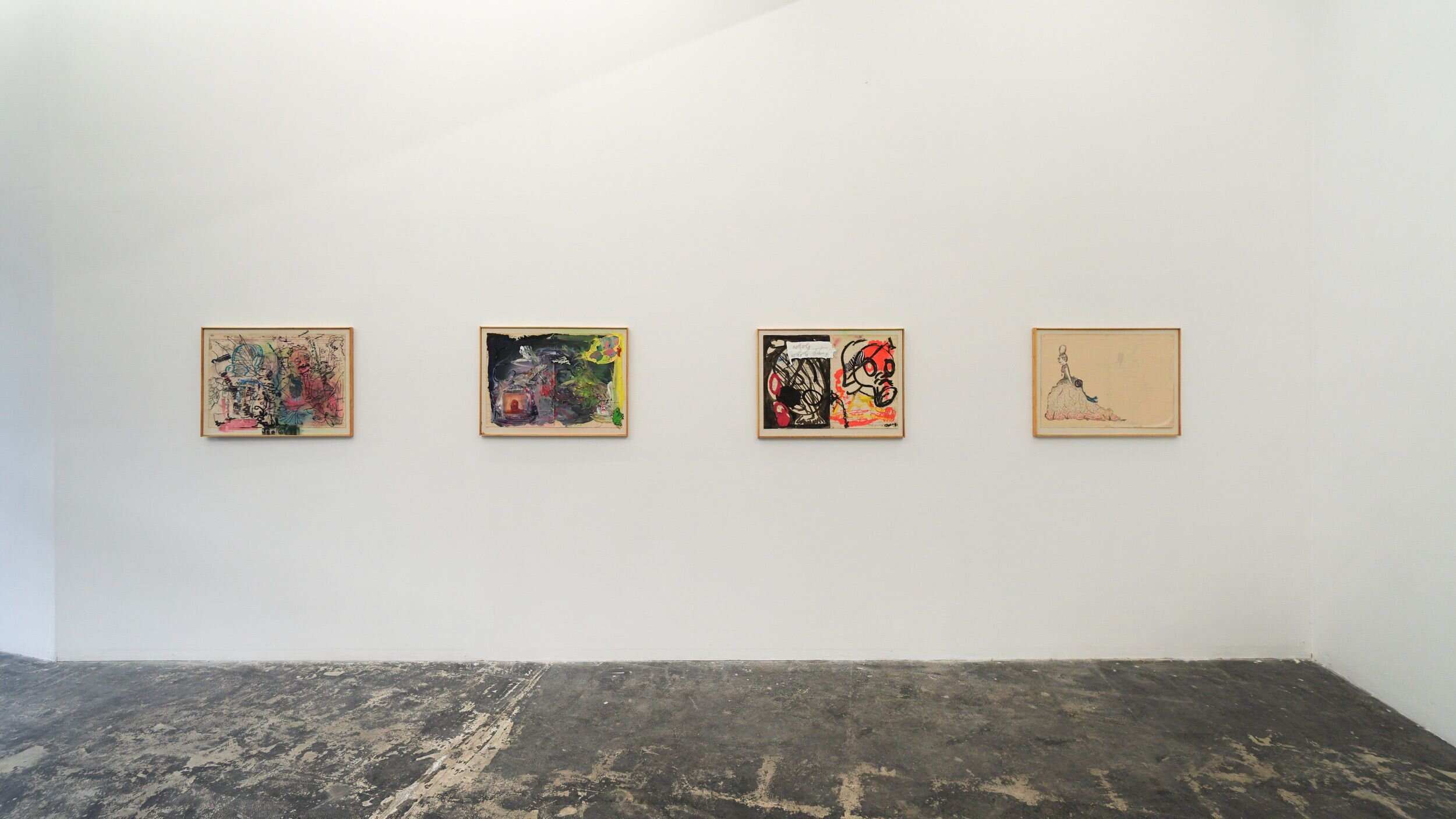  Installation view 