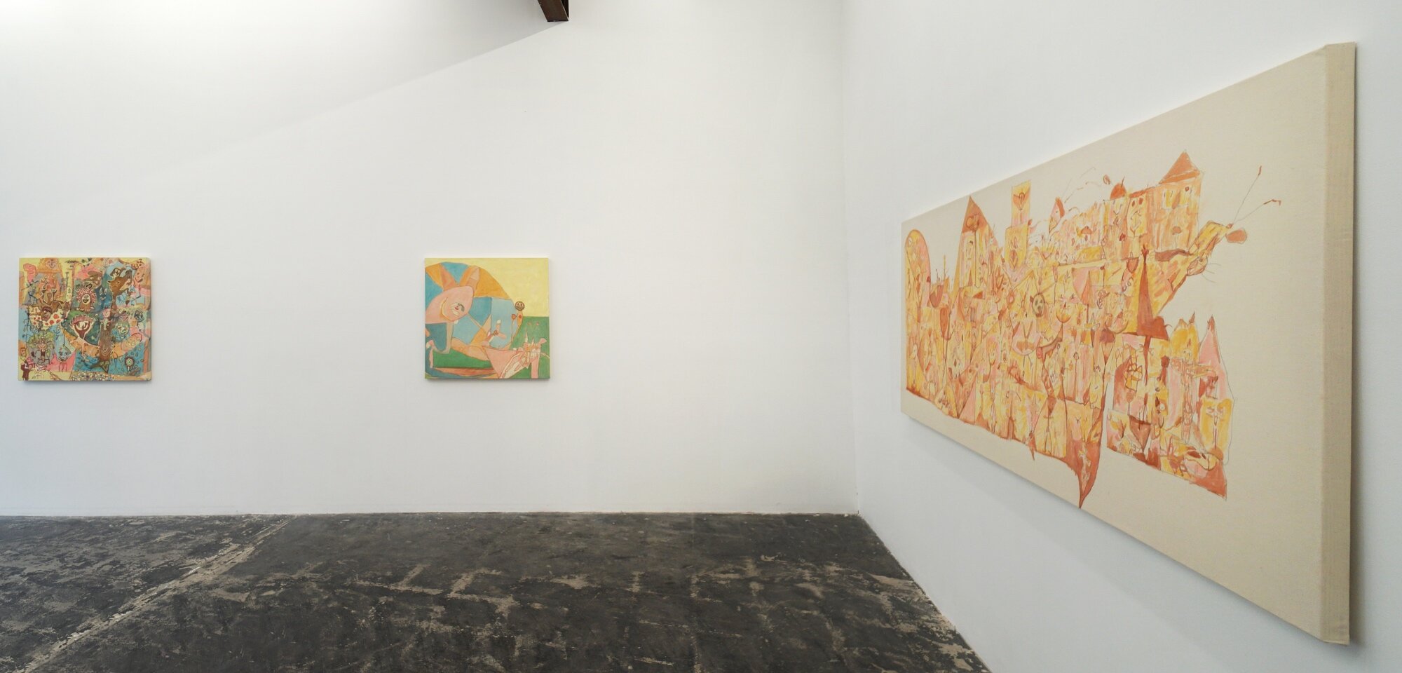  Installation view 