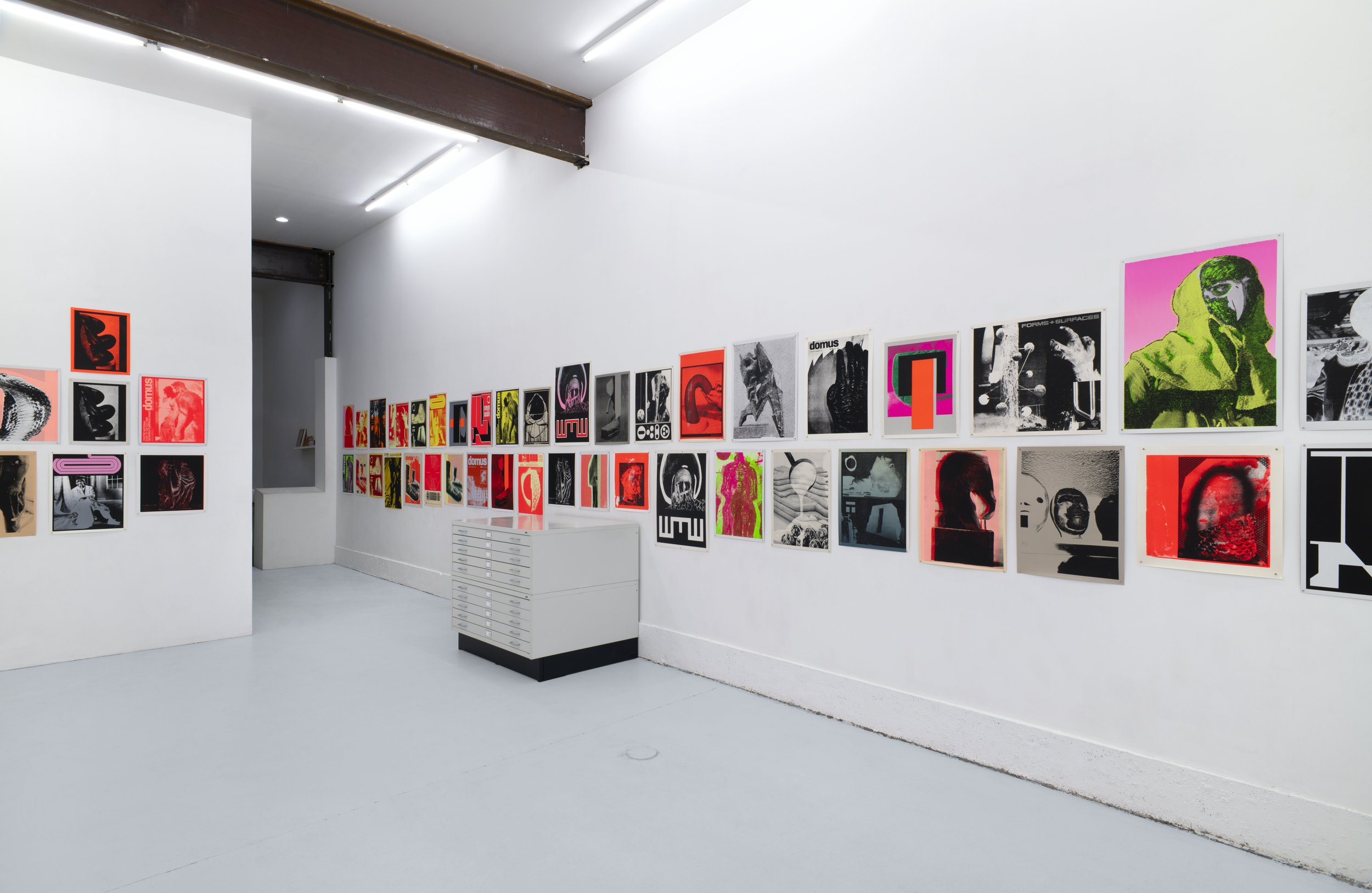  Installation view 