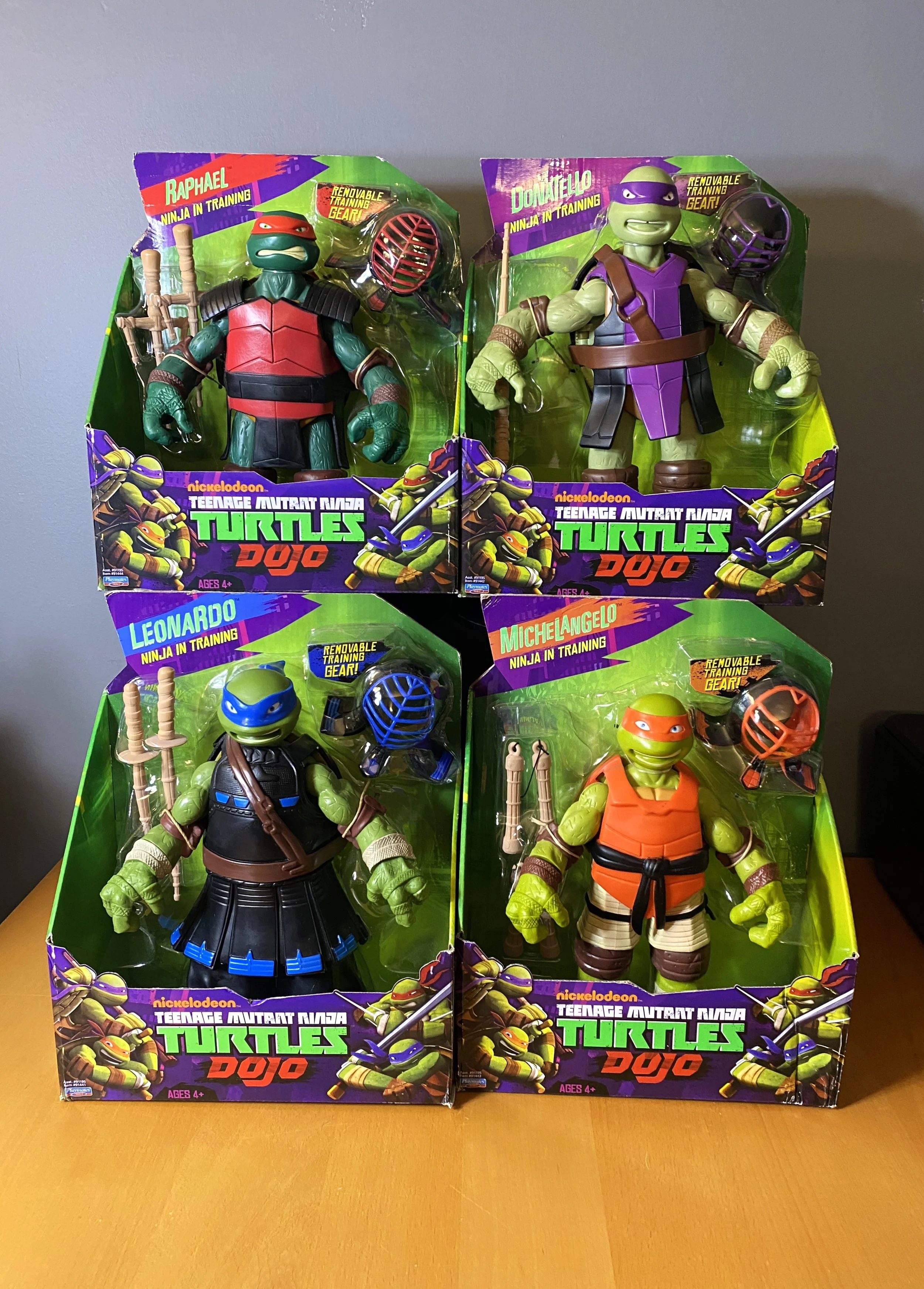 Teenage Mutant Ninja Turtles 11" Dogo Figures Set of 4 (2013)