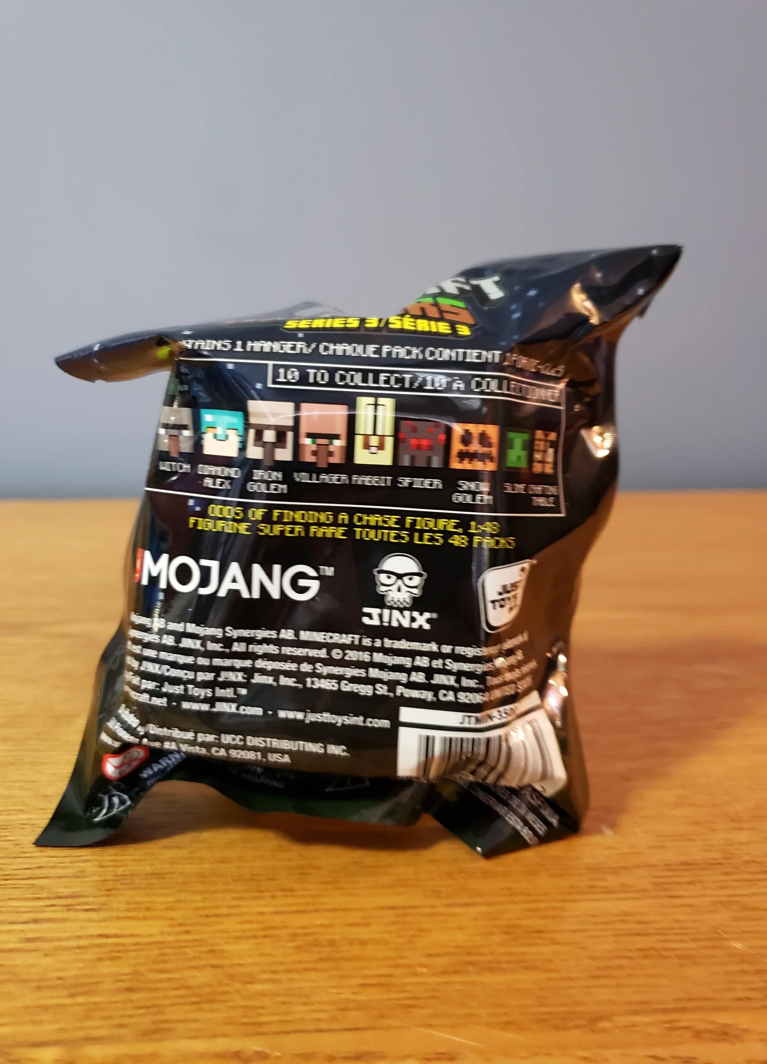 Minecraft 3-Inch Figure Hangers Series Blind Pack — Toys 'N