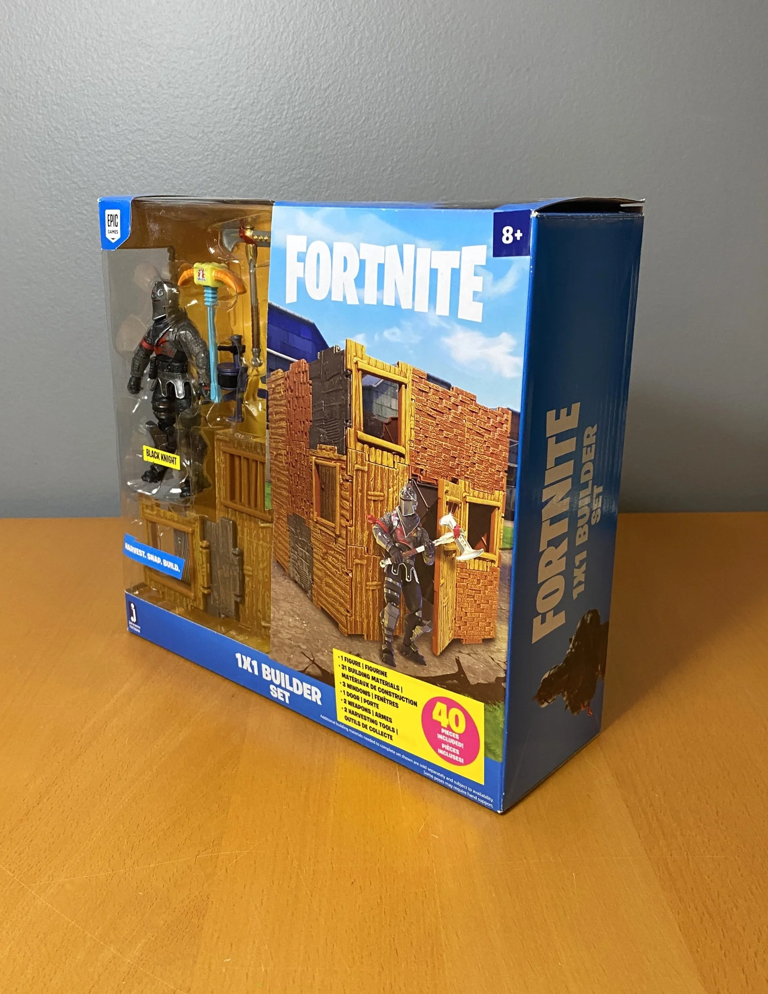 Fortnite 1x1 Builder Set Featuring Black Knight Action
