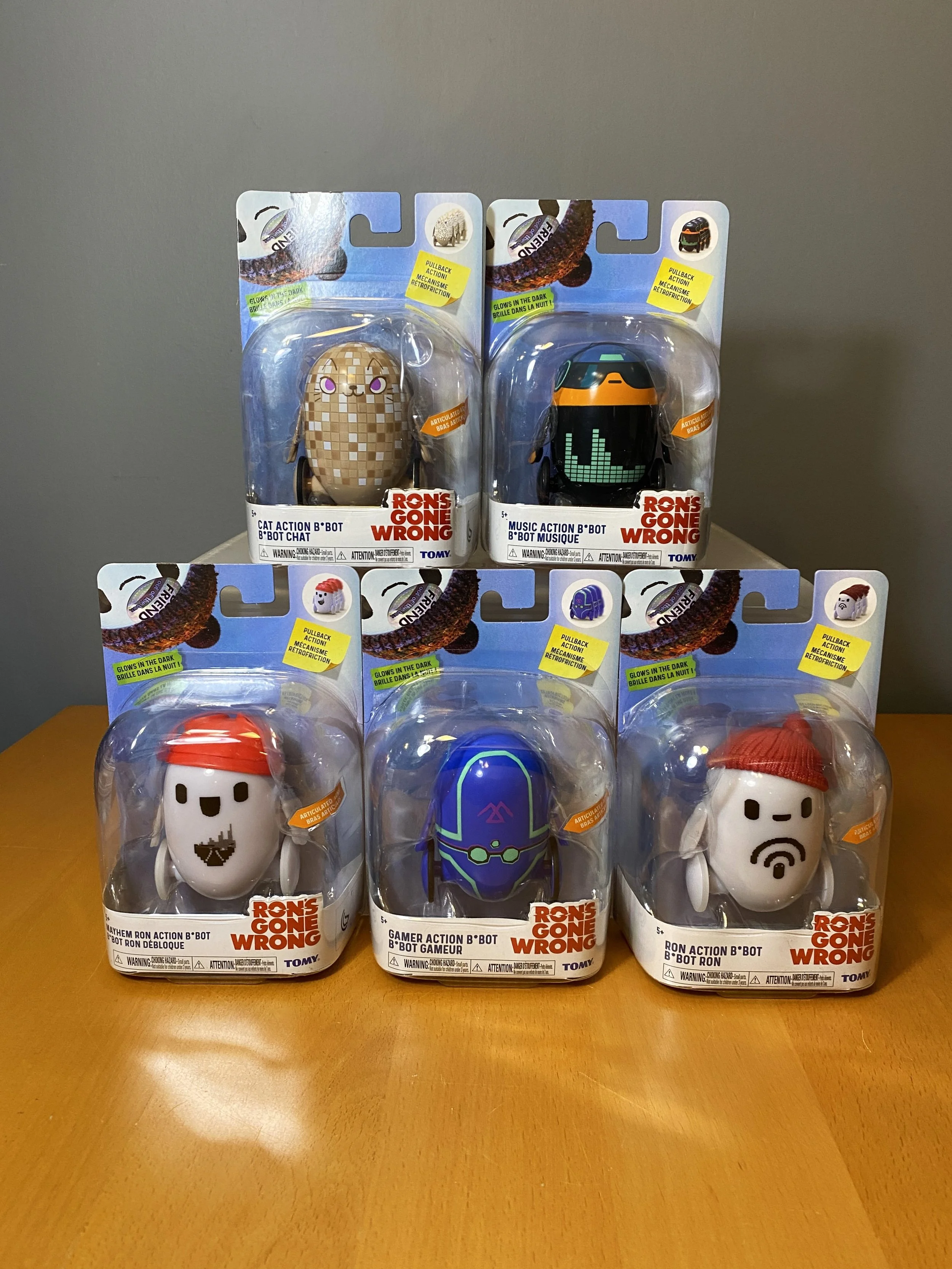 Disney Rons Gone Wrong Pull Back Action B Bot (Set of 5)