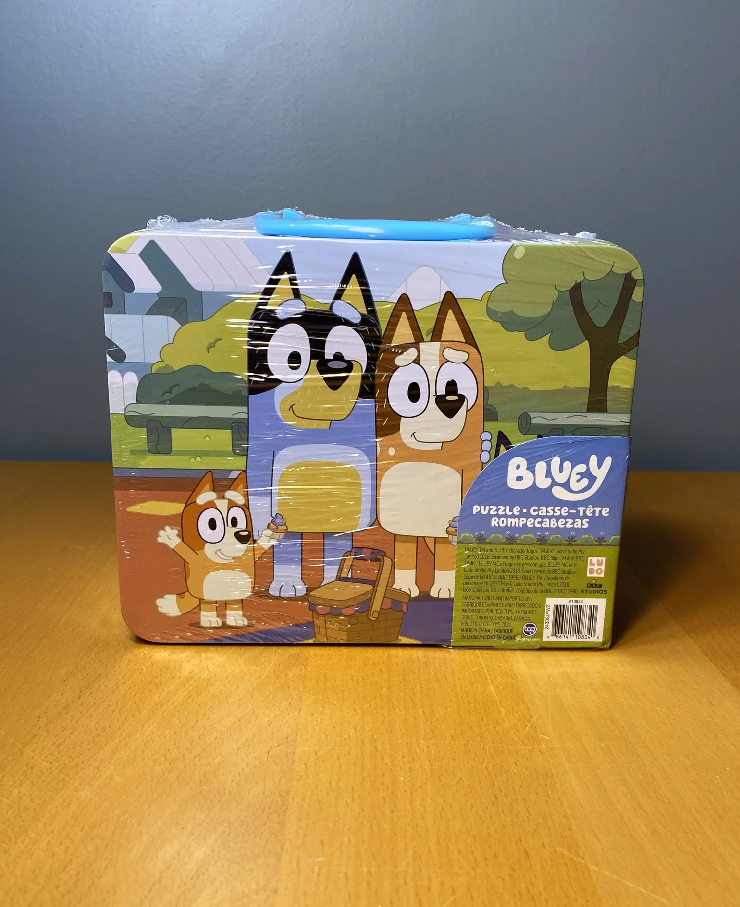 Bluey★送料込み★引き出し Bluey Lunch Box Tin with 24 Piece Puzzle — Toys 'N Little Treasures