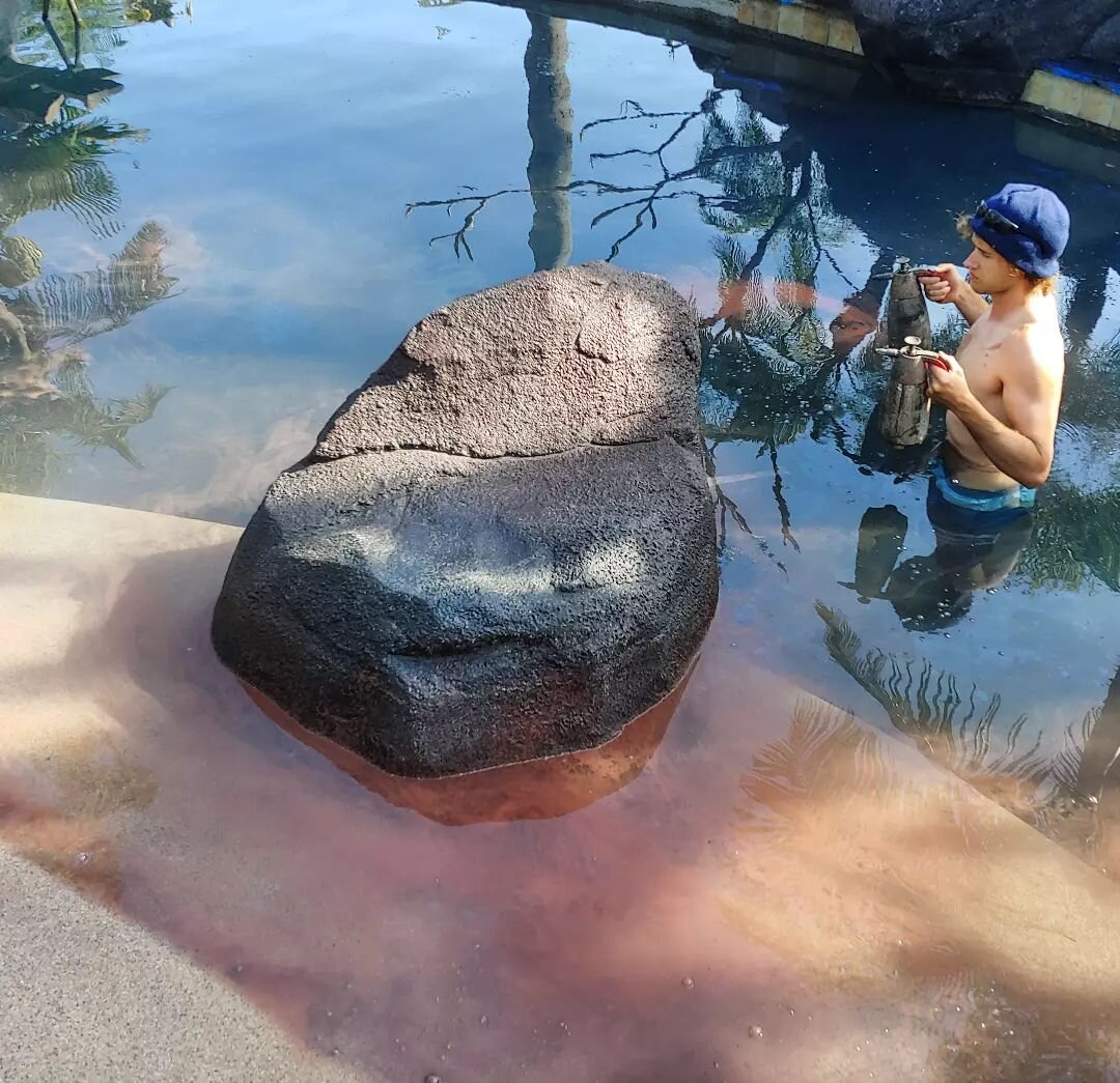 Paintin' Rocks in a Pool!
