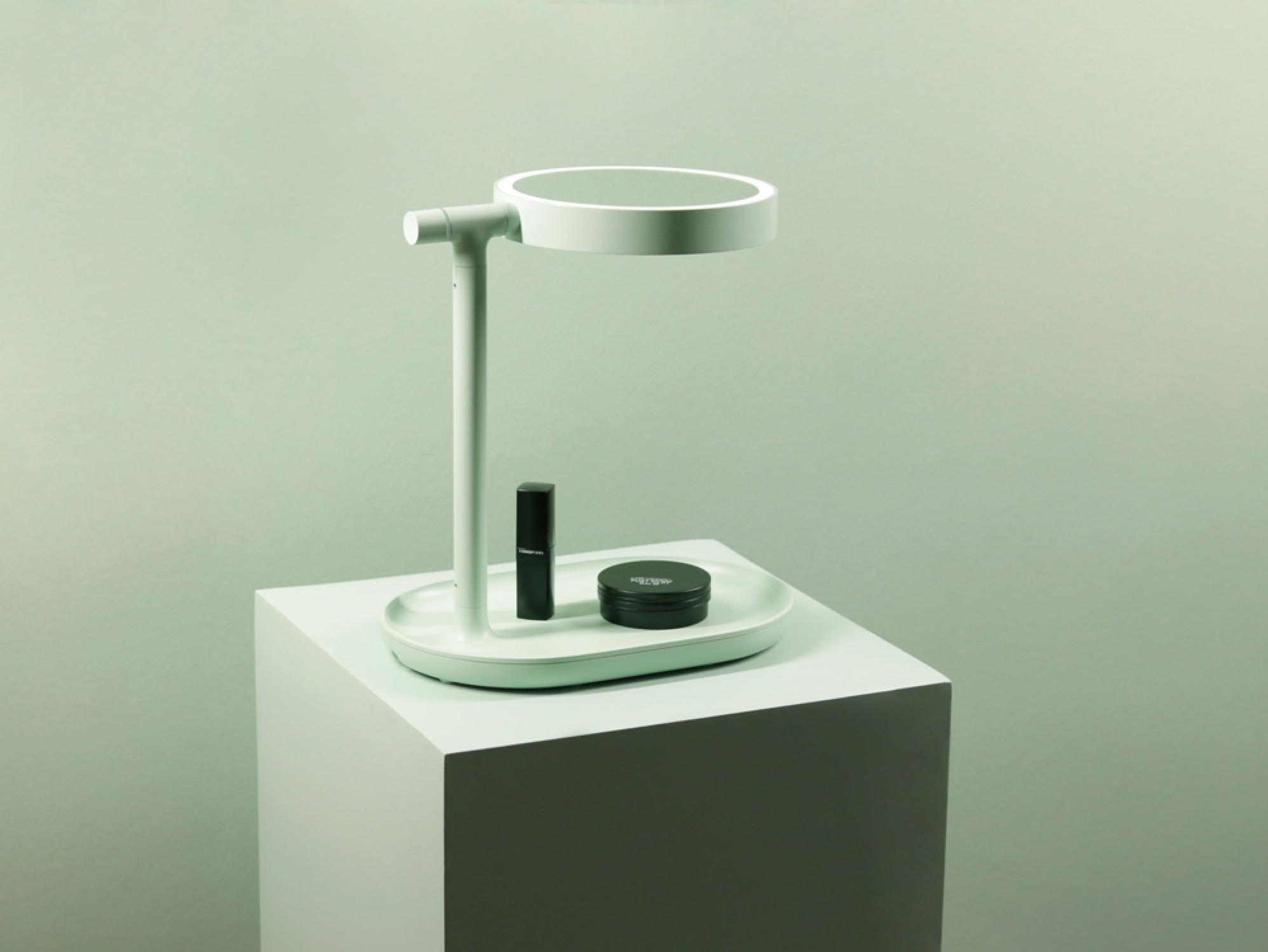 OSC LED ILLUMINATED 2SIDE MAKEUP MIRROR — O.S.C.