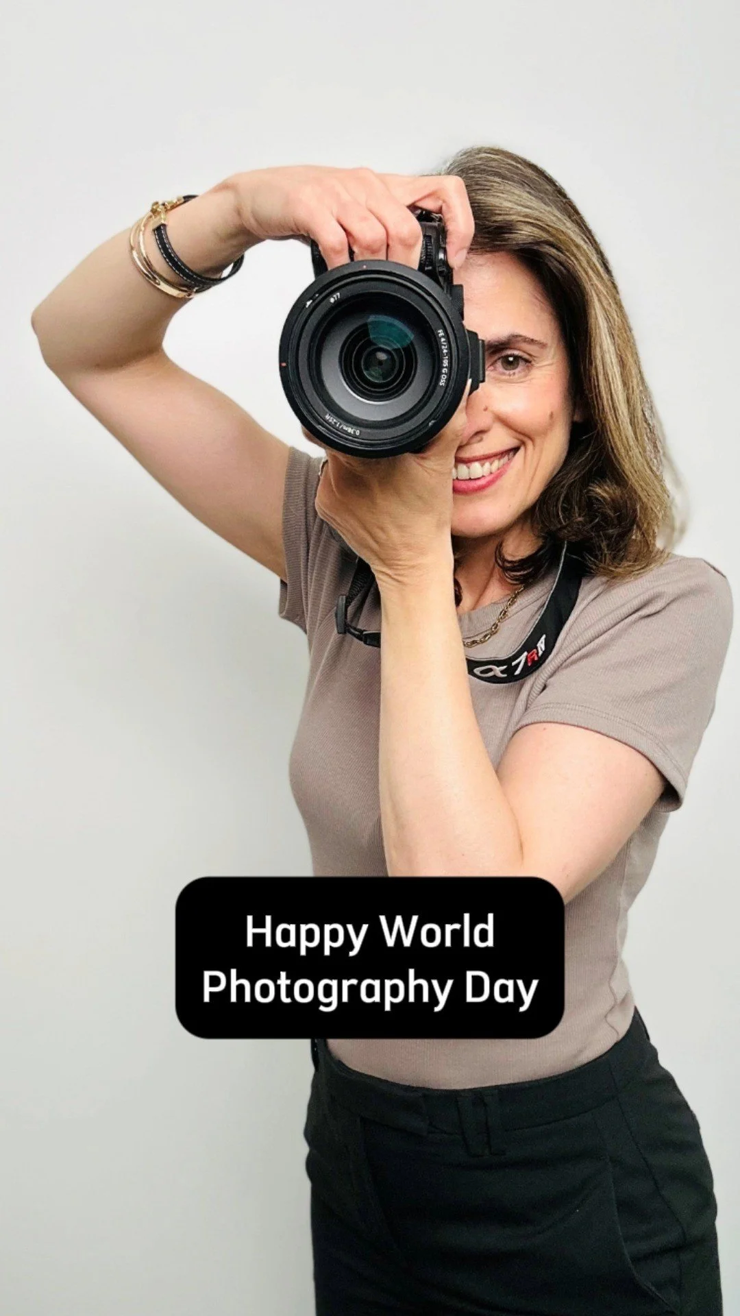 Happy World Photography Day!📷💗
I am not a photographer as a way of having an earning, this is my passion. I have the necessity to record they beauty of the world and the amazing people living in it. My images are made and capture with this deep lov