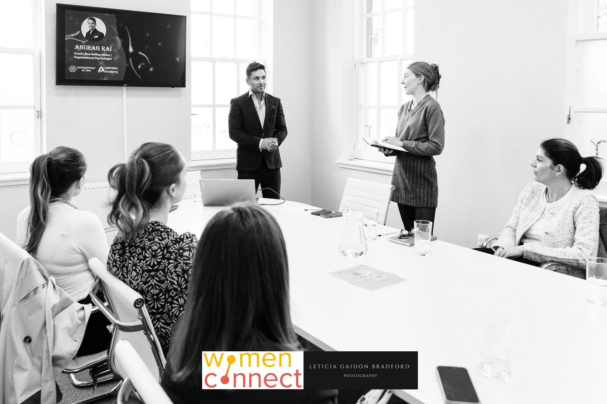 Members of Women Connect Networking - Aberdeen Aberdeenshire - Leticia Gaidon Bradford Photography
