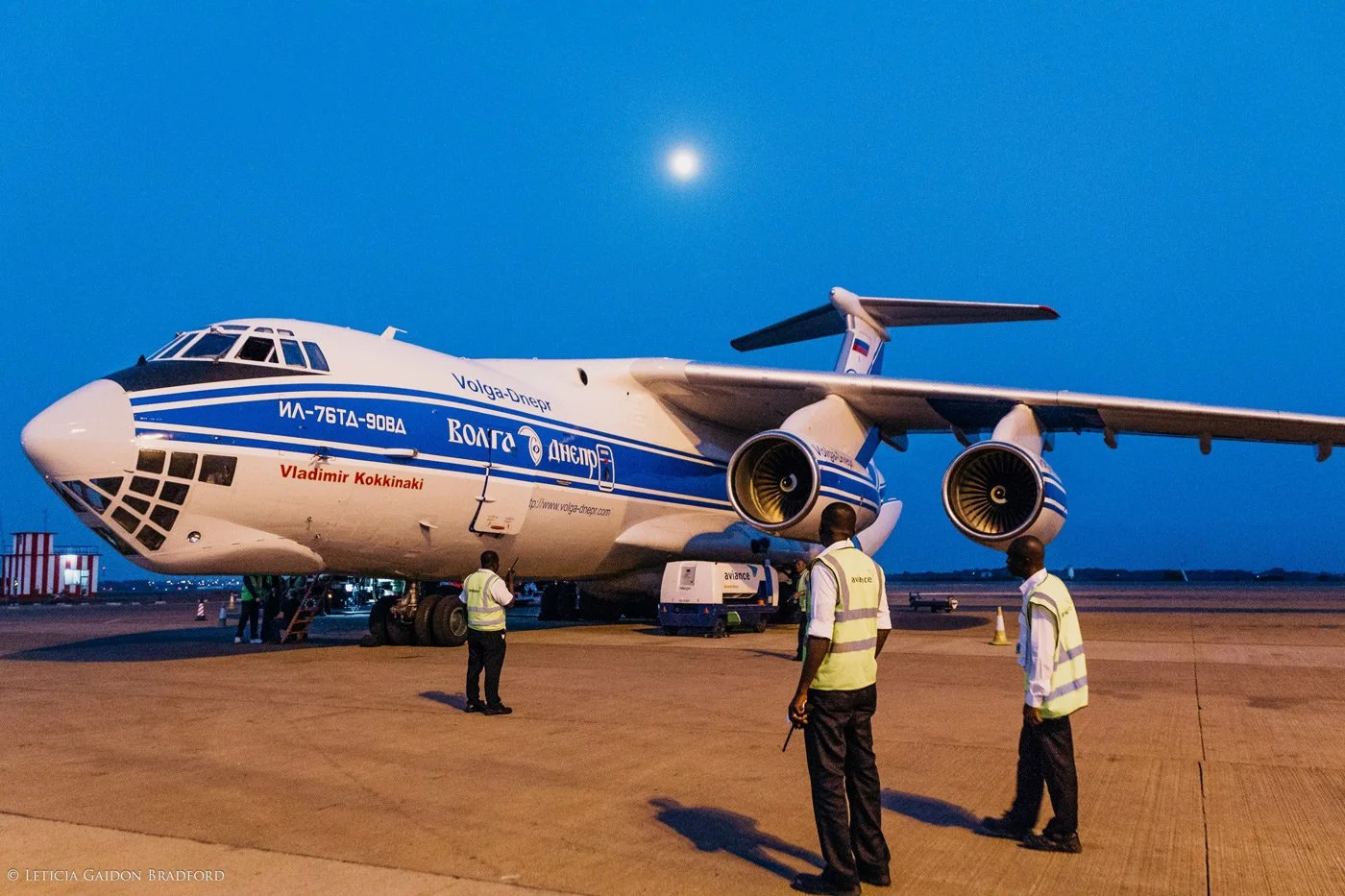Plane in Accra - Aberdeen Photographer - Leticia Gaidon Bradford Photography - Corporative photos - Headshots - Personal Brand - PR images for business - Website images - Blog