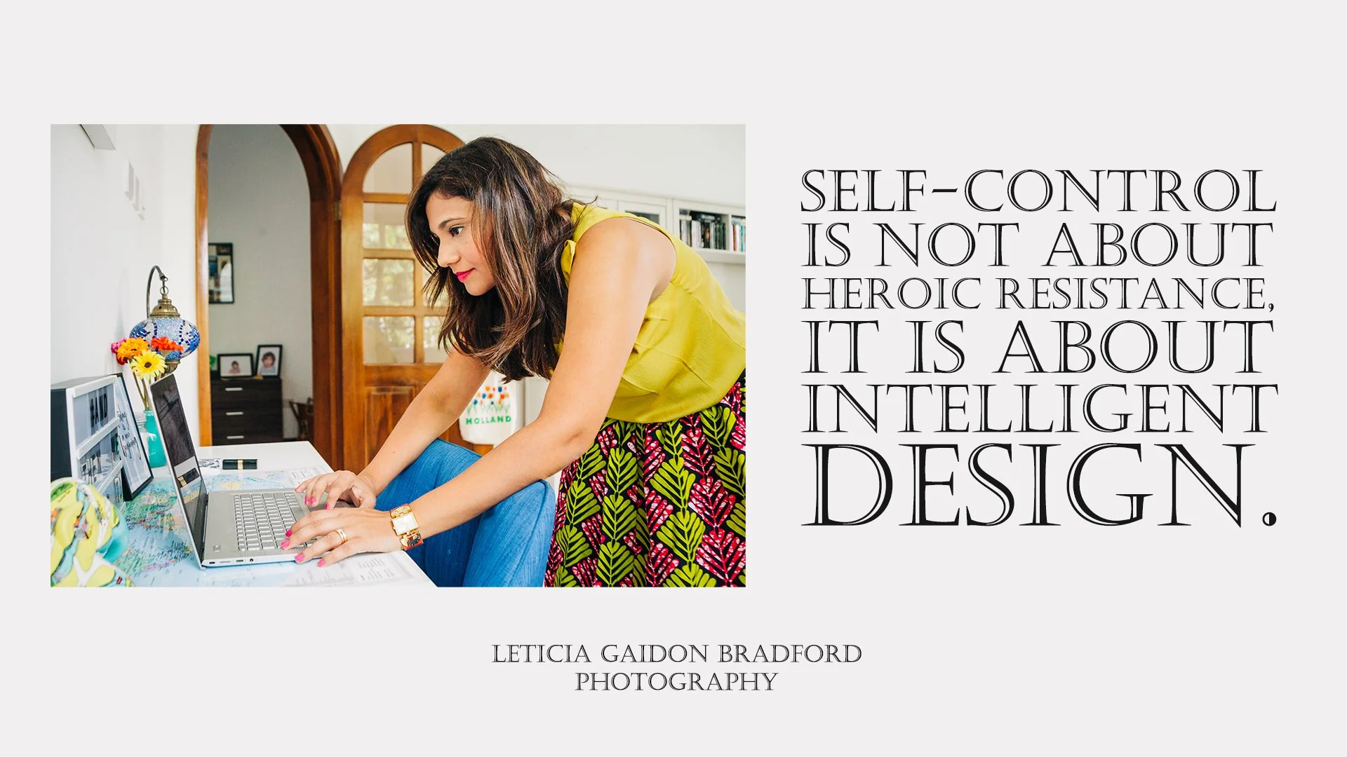 Woman working with her laptop. Aberdeen and Aberdeenshire photographer - Personal Branding - Headshots - Boudoir - Corporative photography - Contemporary portraits - Dating App Profiles - Blog