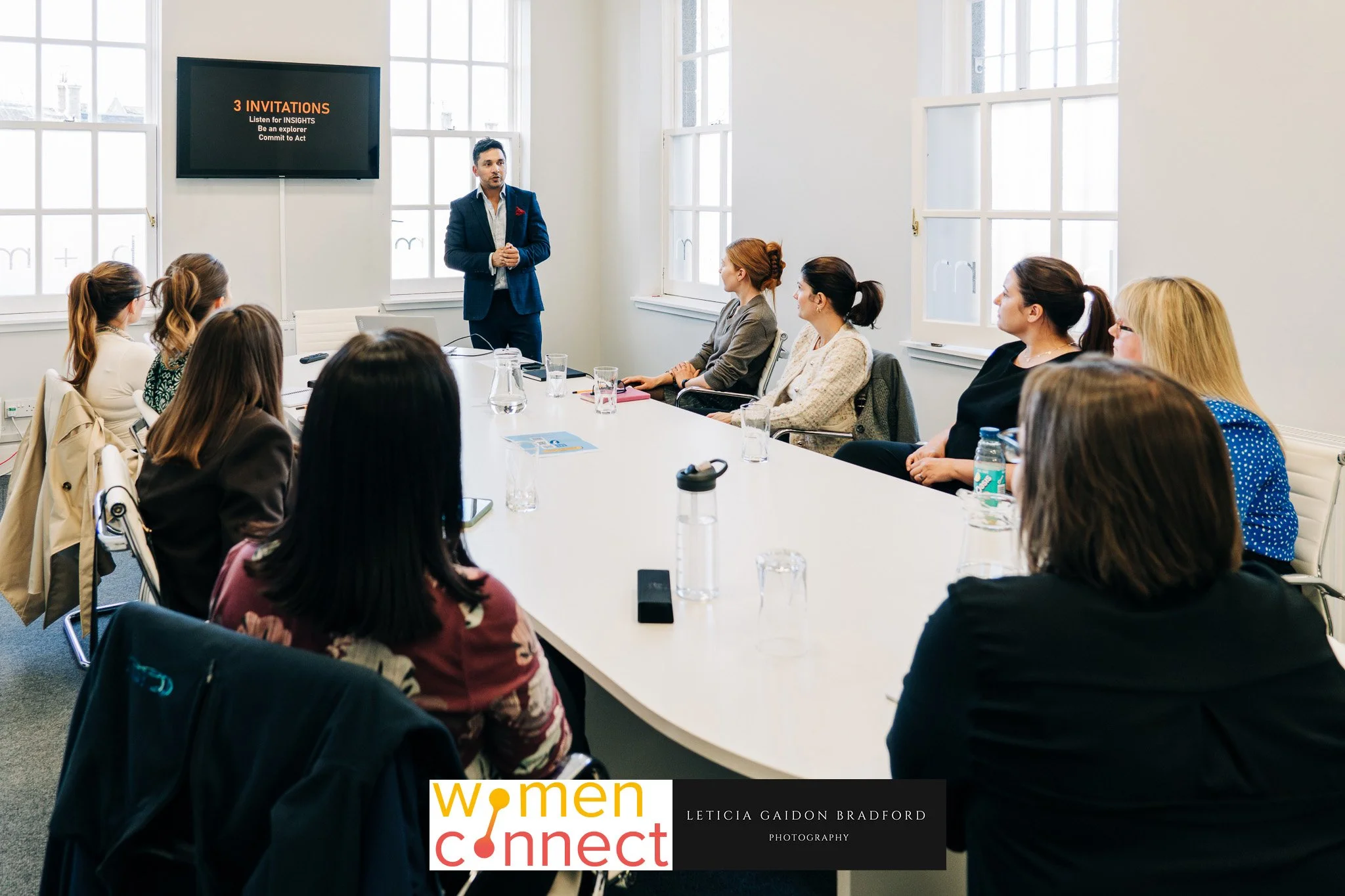 Members of Women Connect Networking - Aberdeen Aberdeenshire - Leticia Gaidon Bradford Photography