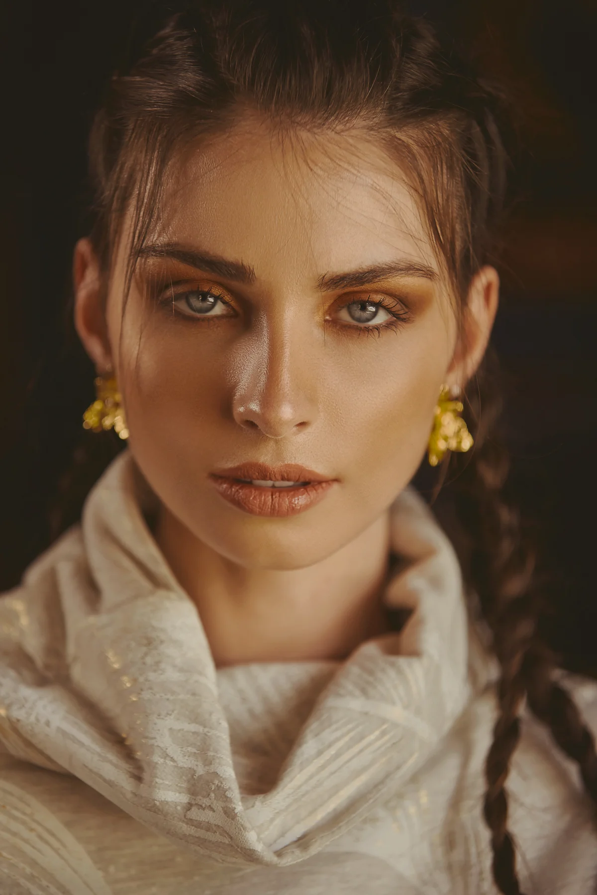WESTERN CITIZEN - ARMATTURA MAGAZINE. Medellín, Colombia - 2018
Photographer: Fabito Gómez @fabitoph | www.fabitogomez.com
Model: Júlia Hoffman @juliachoffmann
Model Agency: Cover @iamincover
Make Up & Hair: Paula Andrea Restrepo @paularestrepo.makeup
Stylist: Camila Ortiz @camilaortizc, Sofia Beltran @sofiabeltranl
Magazine: Armattura Magazine @armatturamagazine
http://www.fabitogomez.com/blog/2018/9/21/western-citizen-armattura-magazine
ALL RIGHTS RESERVED © 2018 FabitoGomez.com
#work #photooftheday #fashion #model #fabitogomez #fabiogomez #portrait #medellin #editorial #portrait #beauty #canon @canonusa @canon_photos @profoto_usa @profotoglobal