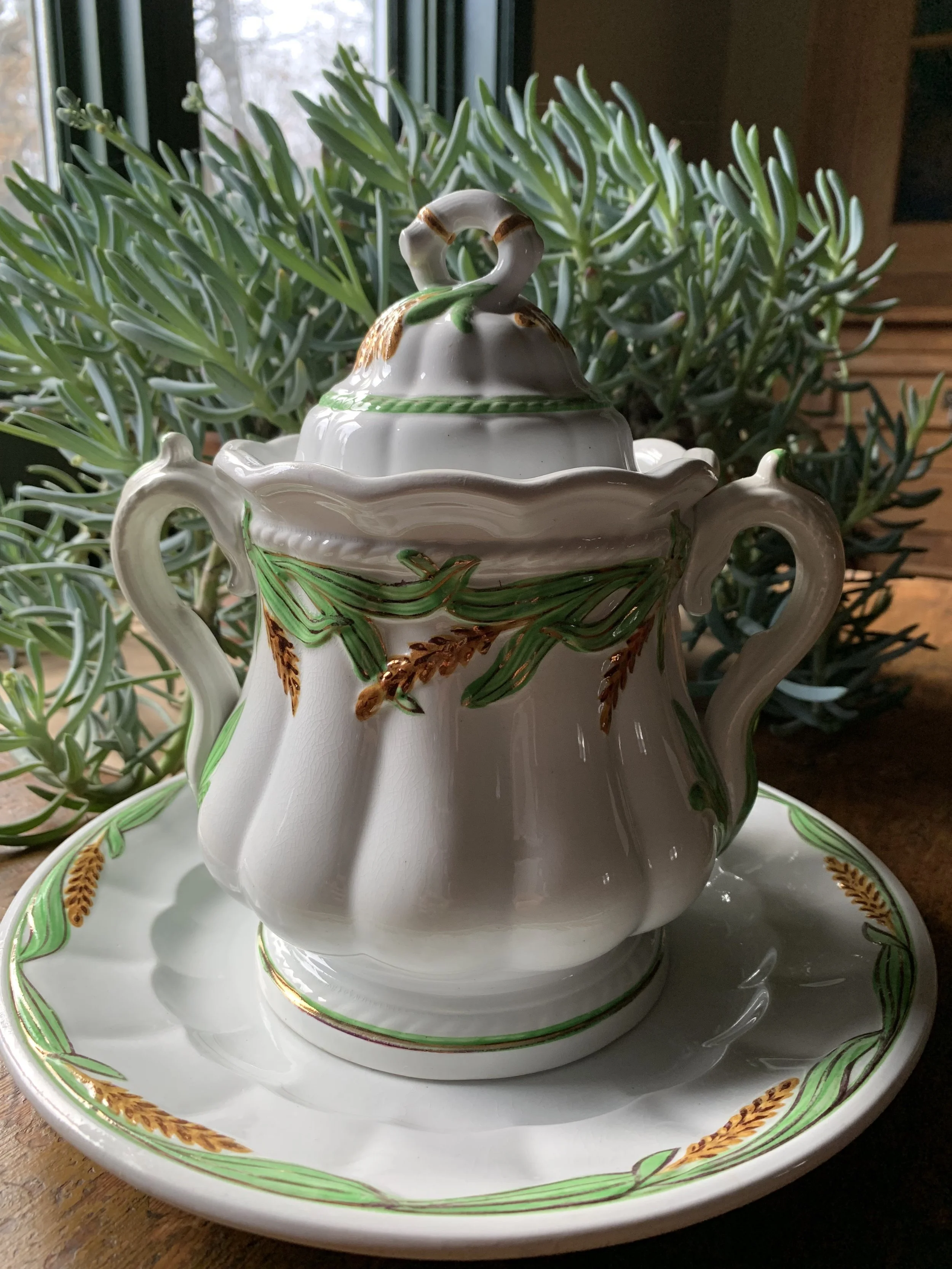 Decorated Ceres Shape Sugar