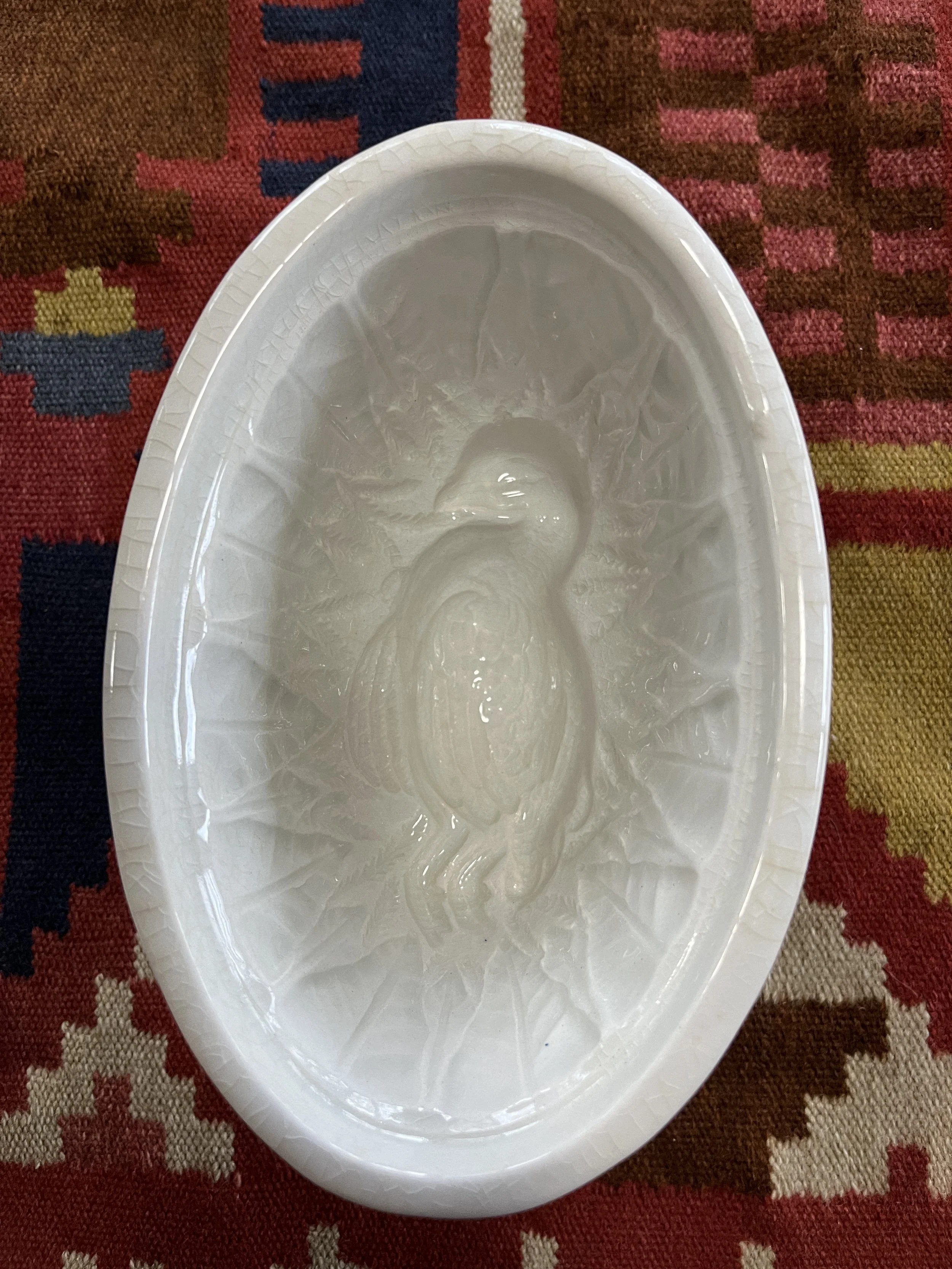 Food Mold - Bird/Duck, 16 oz. unmarked, Excellent condition 