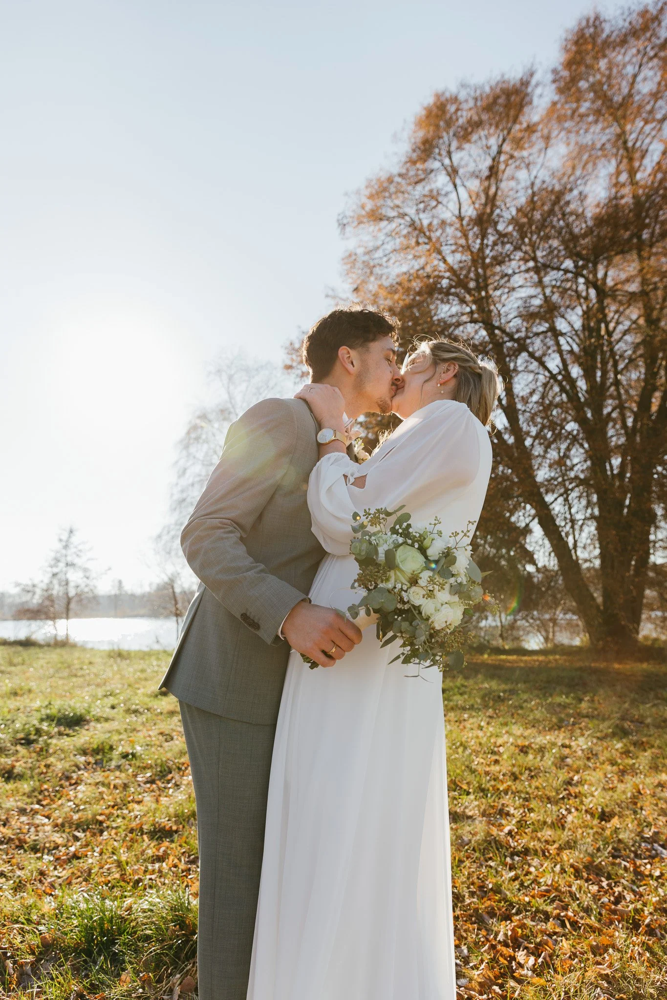 Hochzeitsfotograf-Schwandorf-Regensburg-civilwedding-photographer-modern47.jpg
