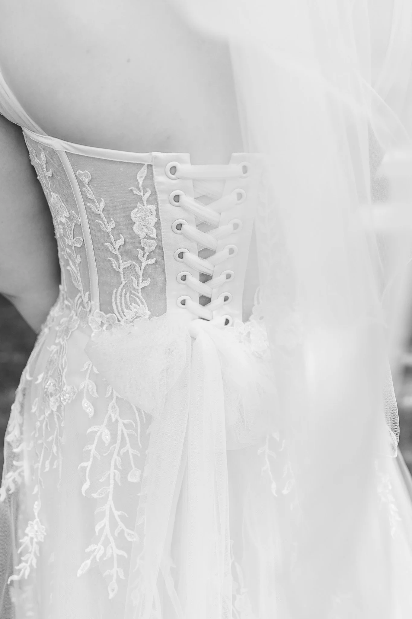 Hochzeitsfotograf-Schwandorf-Regensburg-Gartenhochzeit-modern21.jpg