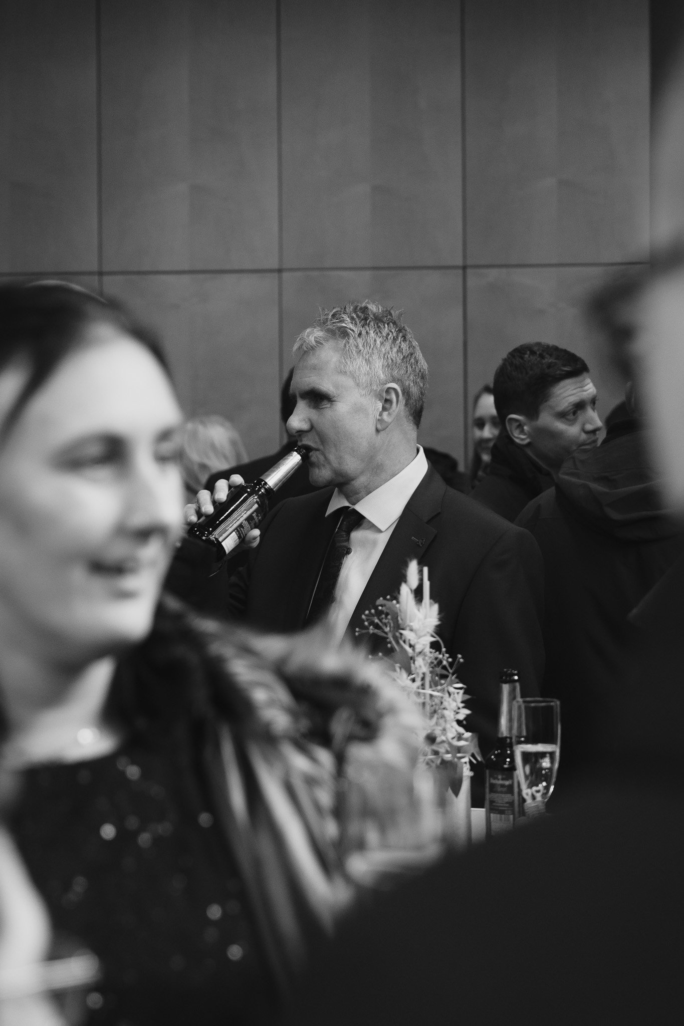 Hochzeitsfotograf-Schwandorf-Regensburg-civilwedding-photographer-modern70.jpg