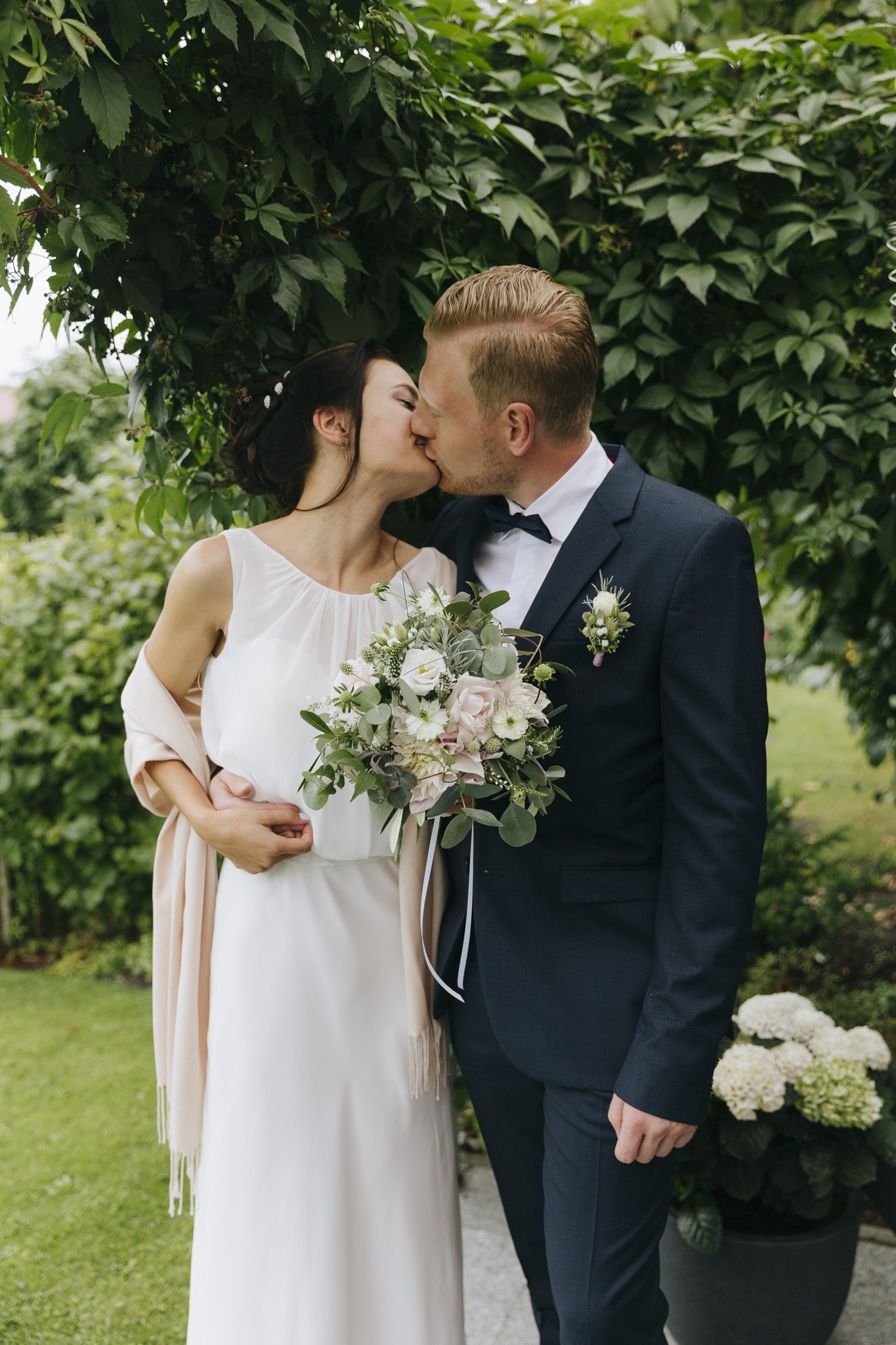 Hochzeitsfotografie-Regensburg-Schwandorf-civil-wedding-city-4.jpg