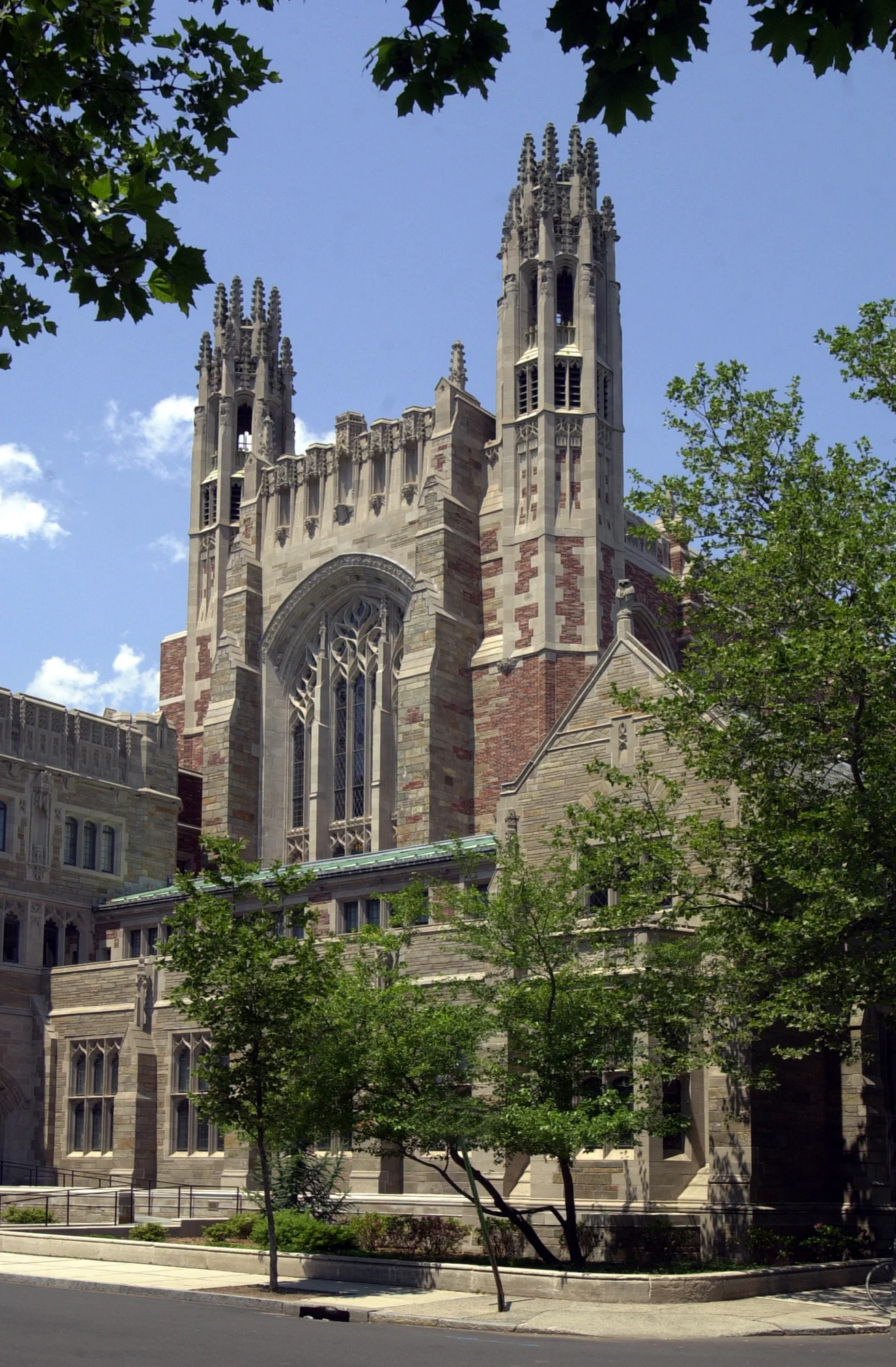 yls building.jpg