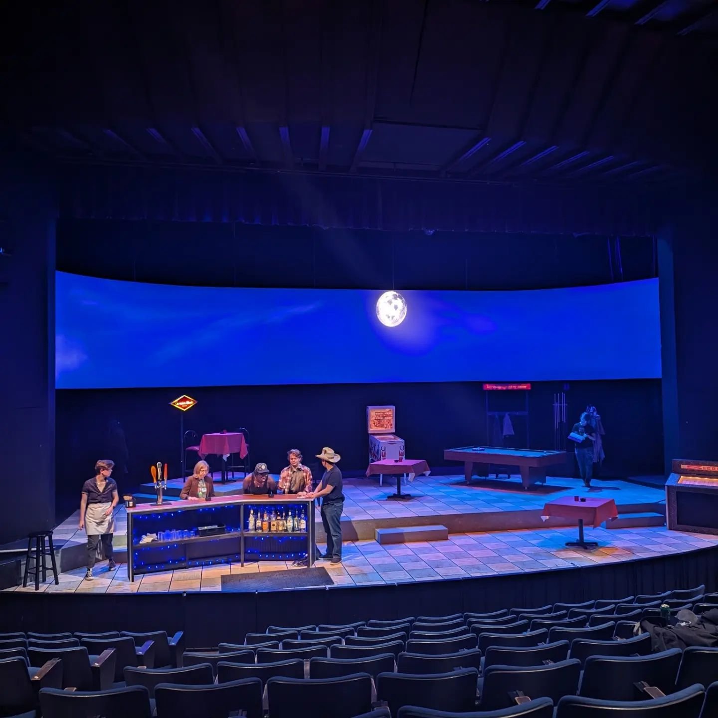 60' x 8' curved cyc! This has been my favorite build so far as a TD. First time trying a lot of processes; building a large radial router jig, rigging a fly rail with over 500lbs of scenery across 3 line sets, and using starch to stretch and size the