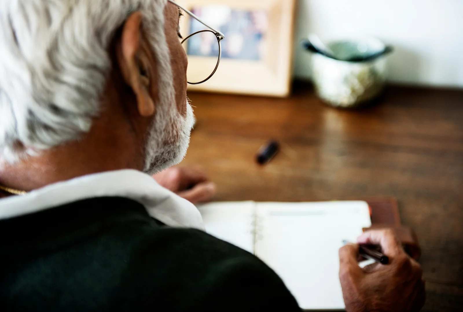 bigstock-Senior-man-working-225814570.jpg
