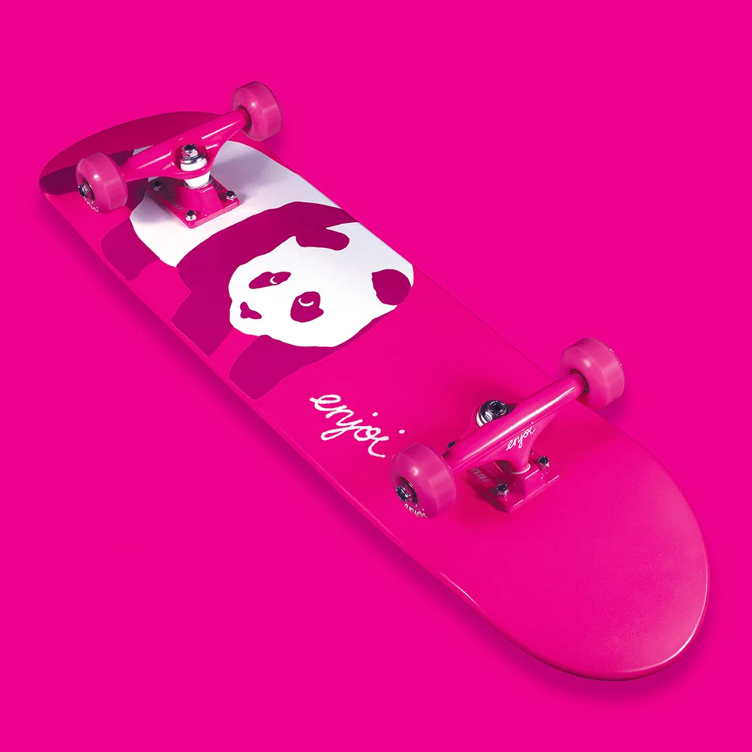 ENJ_PINKY_STUDIO_1080.jpg