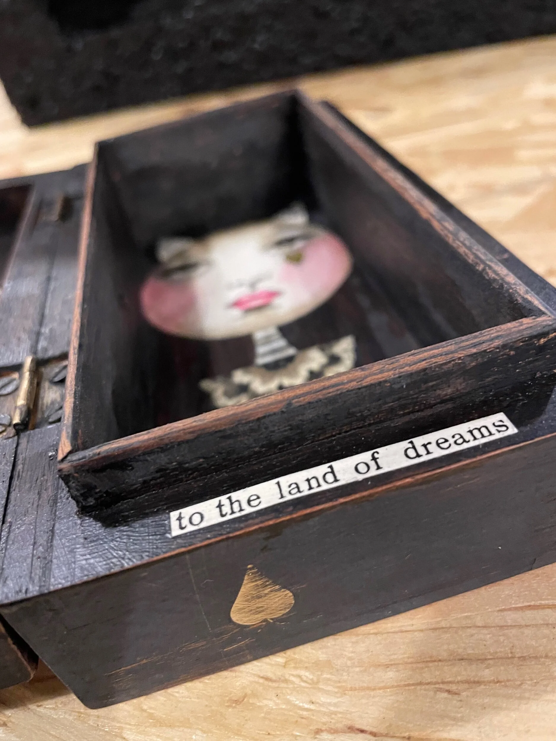 B78951D1-23F4-4ED0-B114-6EDEB7B0AC1B