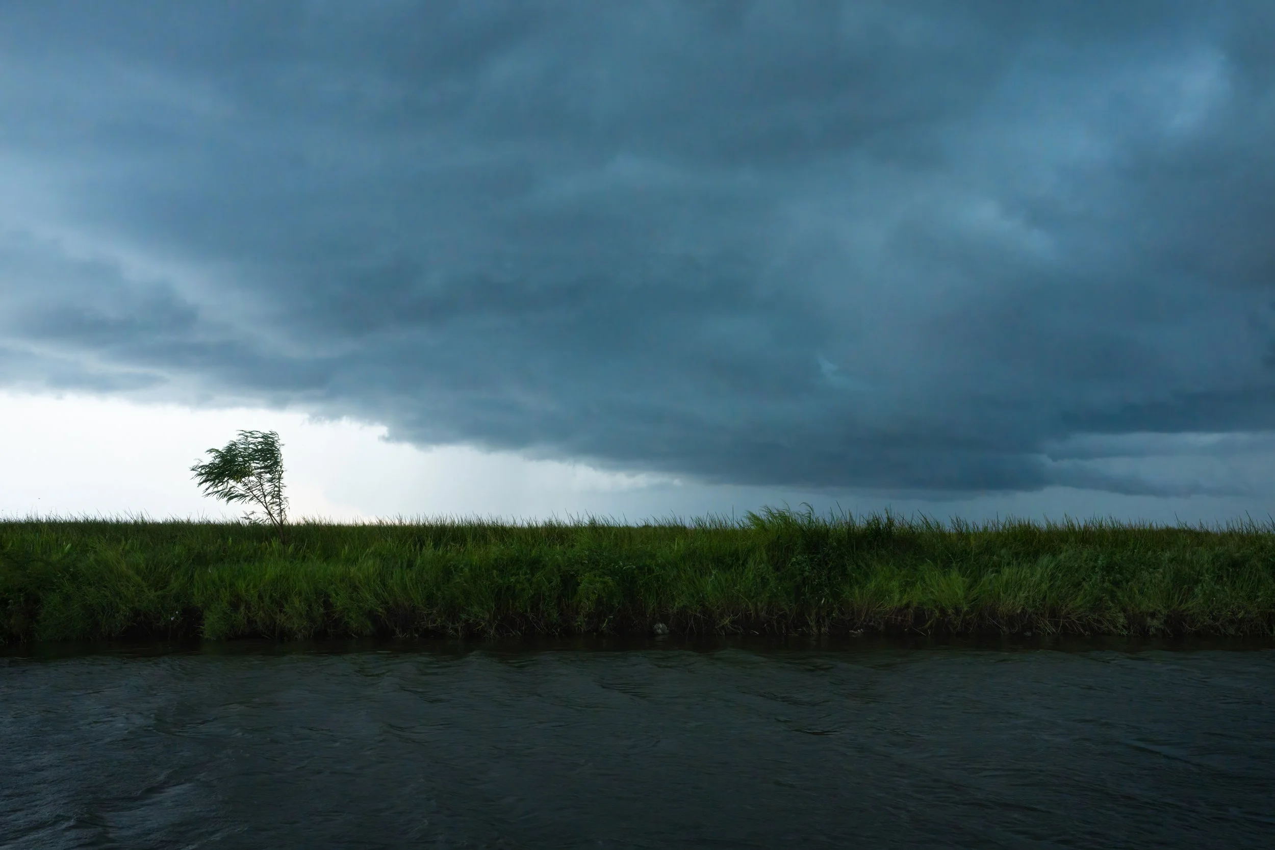 Blue_storm_cloud_Big_Branch_0166_print-LR.jpg