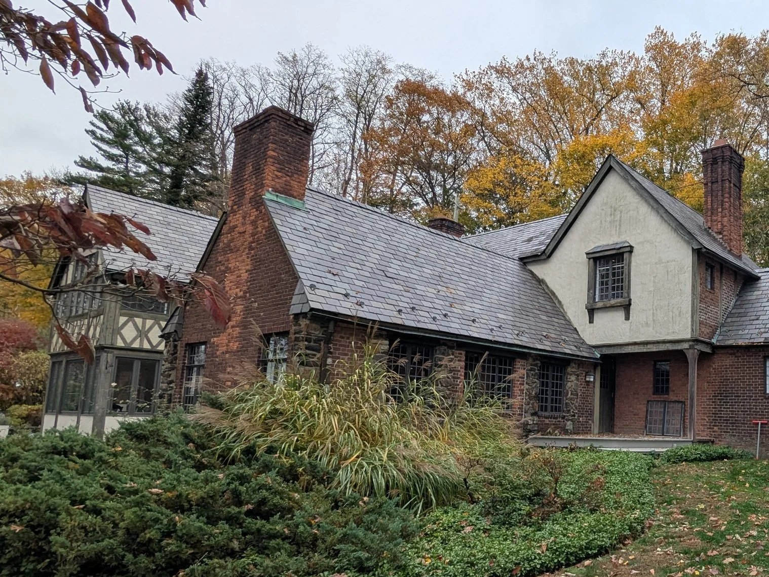  Interior Design:  TIGHT HOUSE   Status: Schematic Design 