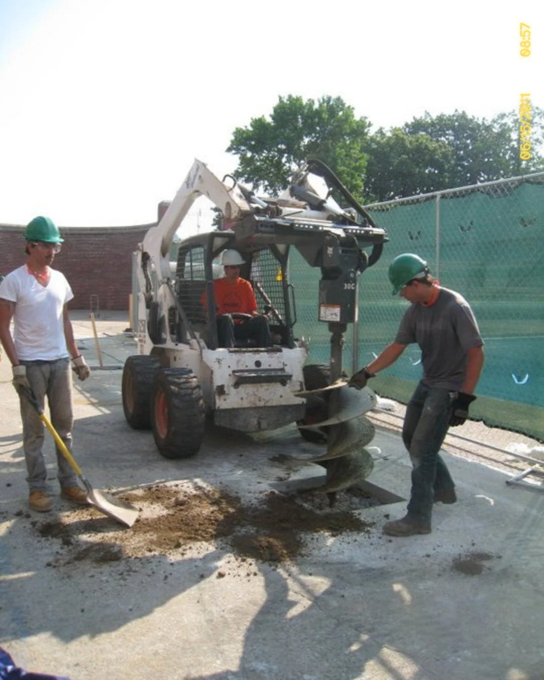 During my masters program at Parsons, I had the opportunity to participate in a design workshop, a collaboration between the school and the NYC Parks Department.

We designed and built a multiphase renovation of the Highbridge Recreation Center in Wa