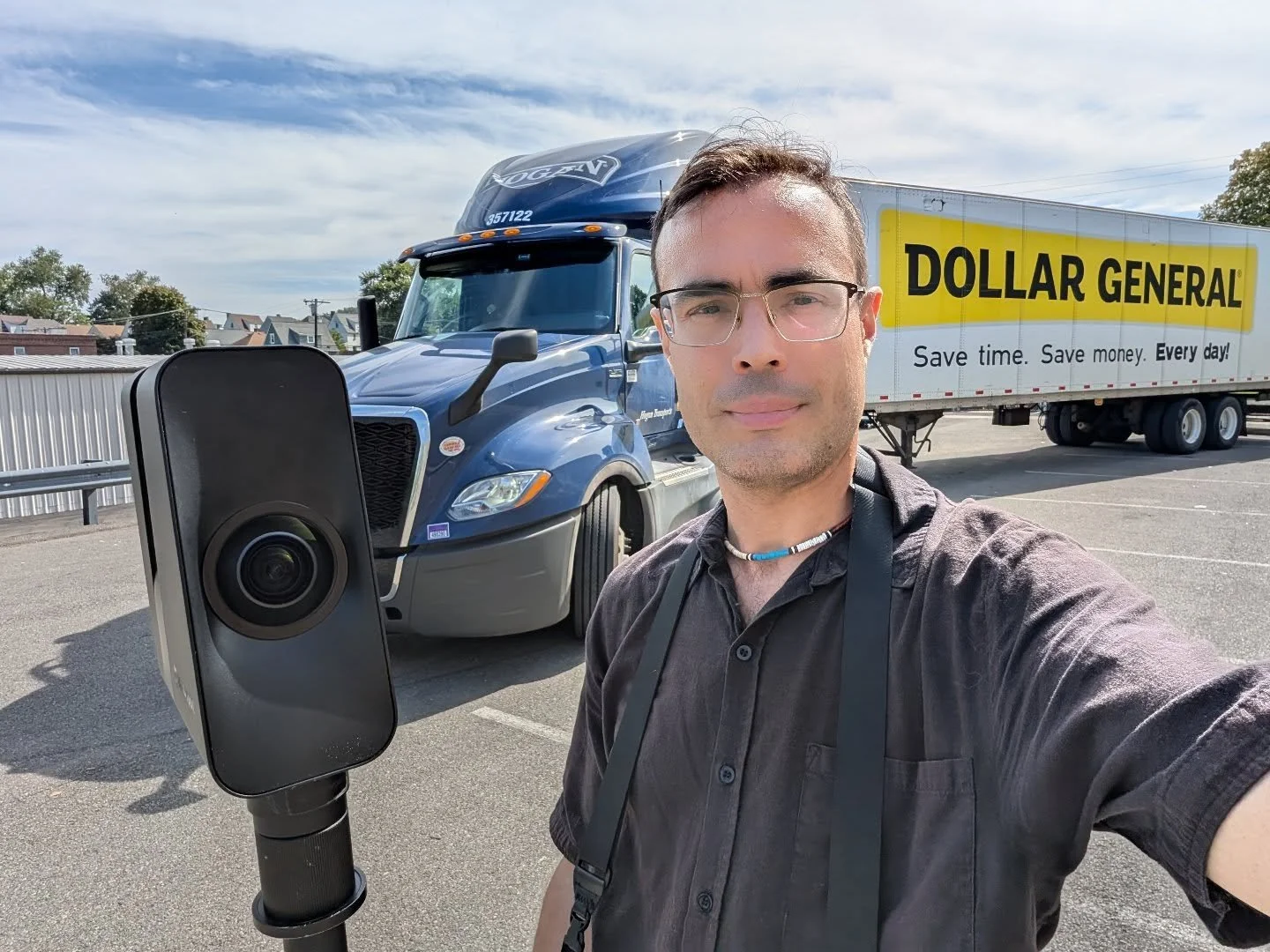With just one week to go, @virtualhomey is hard at work capturing more than 100 @dollargeneral locations. Since late September and through the first few days of November, @matttorti is estimated to measure approximately 3,000,000 sqft of interior and