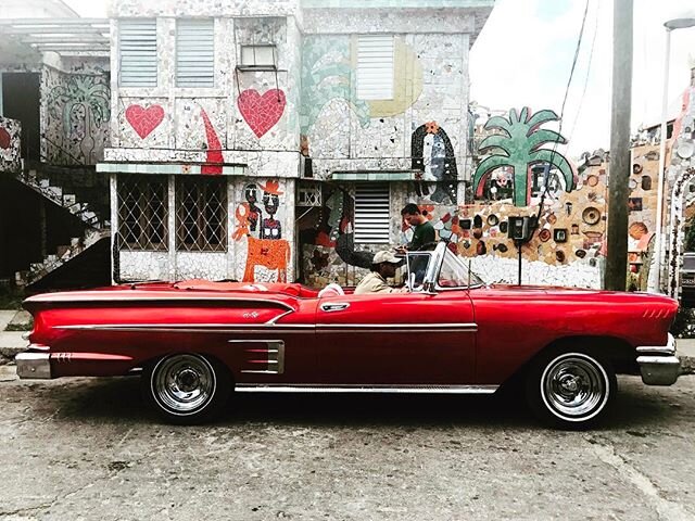 Cool car in a cool place. Fusterlandia, is located in the small fishing village of Jaimanitas, a town the artist Jose Fuster has transformed into a giant mosaic project. #cuba #havana #josefuster #fusterlandia #jaimanitas #travel #travelpics #travelg